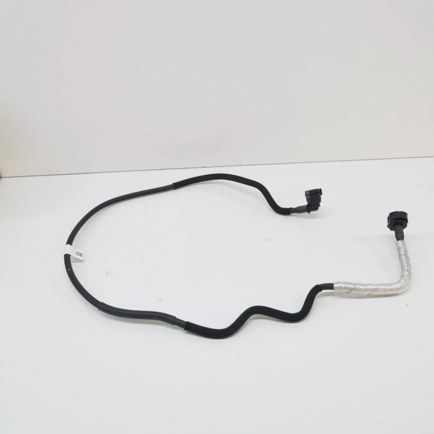 NEW BMW X1 F48 CYLINDER HEAD EXPANSION TANK PIPE 17129887040 ORIGINAL