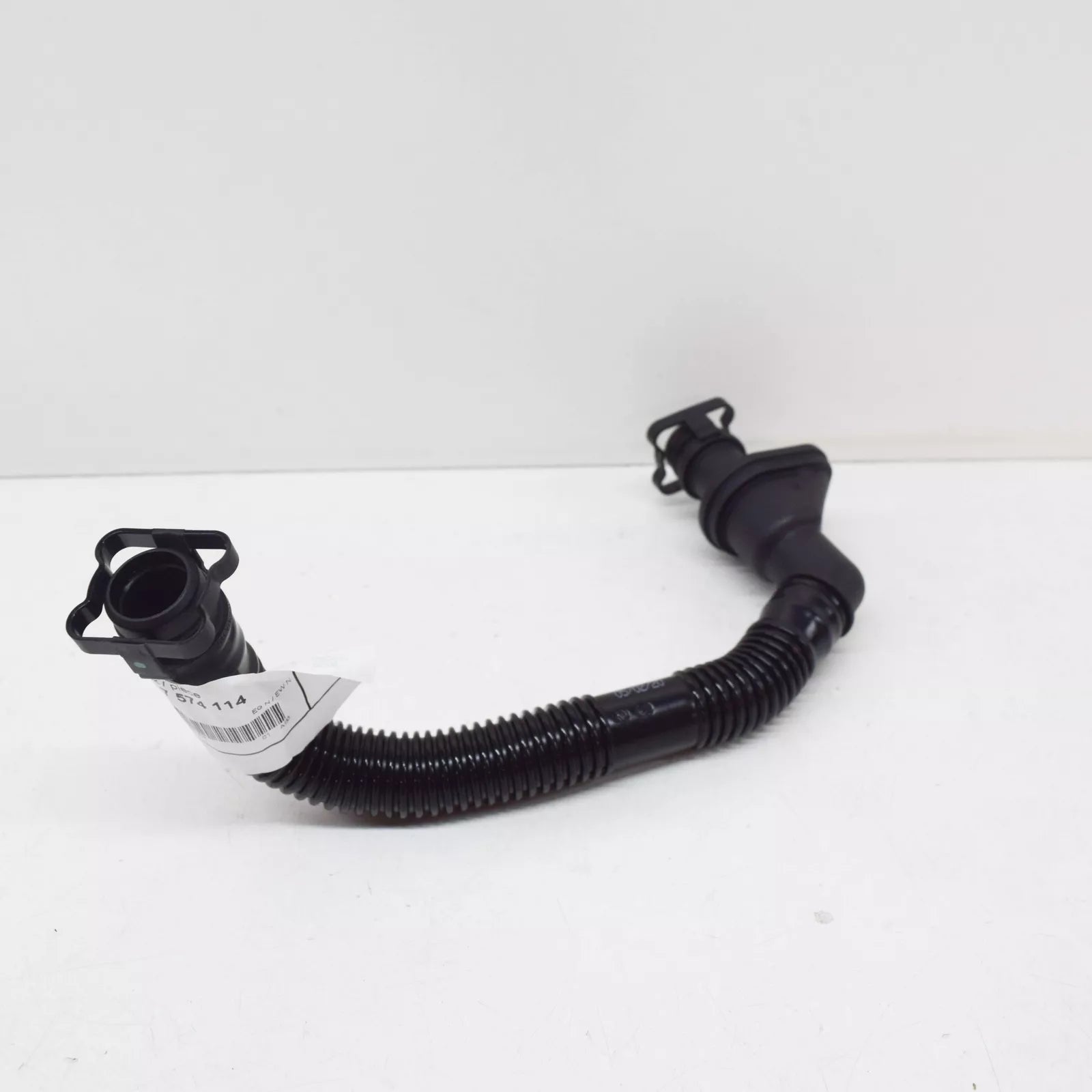 NEW BMW E71 F01 F02 SAC SEDAN INTAKE MANIFOLD VENT HOSE 7574114 11157574114