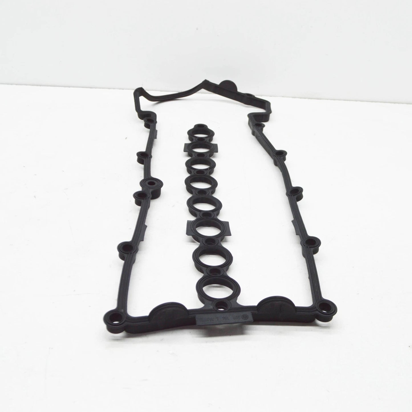 NEW BMW 1 E87 CYLINDER HEAD COVER GASKET 116D 66KW 11127794495 DIESEL ORIGINAL