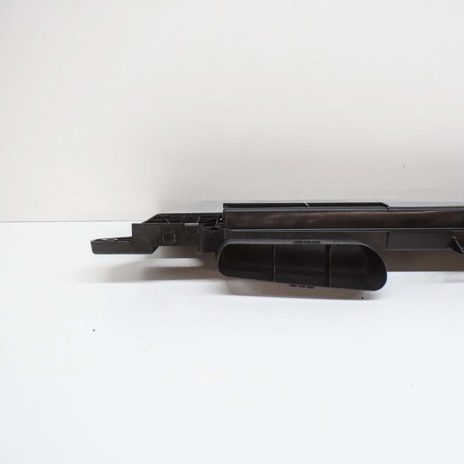 NEW MERCEDES-BENZ SLK R172 AIR INTAKE PANEL A1725000255 ORIGINAL