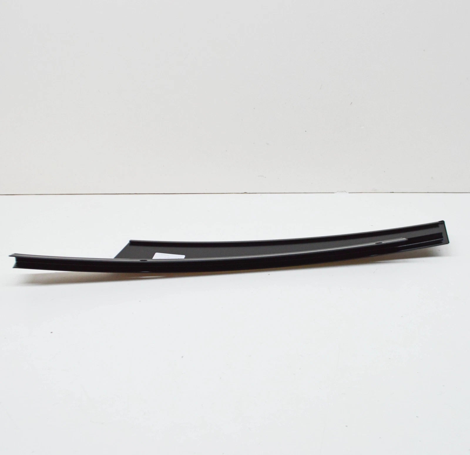 NEW BMW X1 E84 LEFT FRONT DOOR B-PILLAR TRIM FINISHER COVER 51332990311 ORIGINAL
