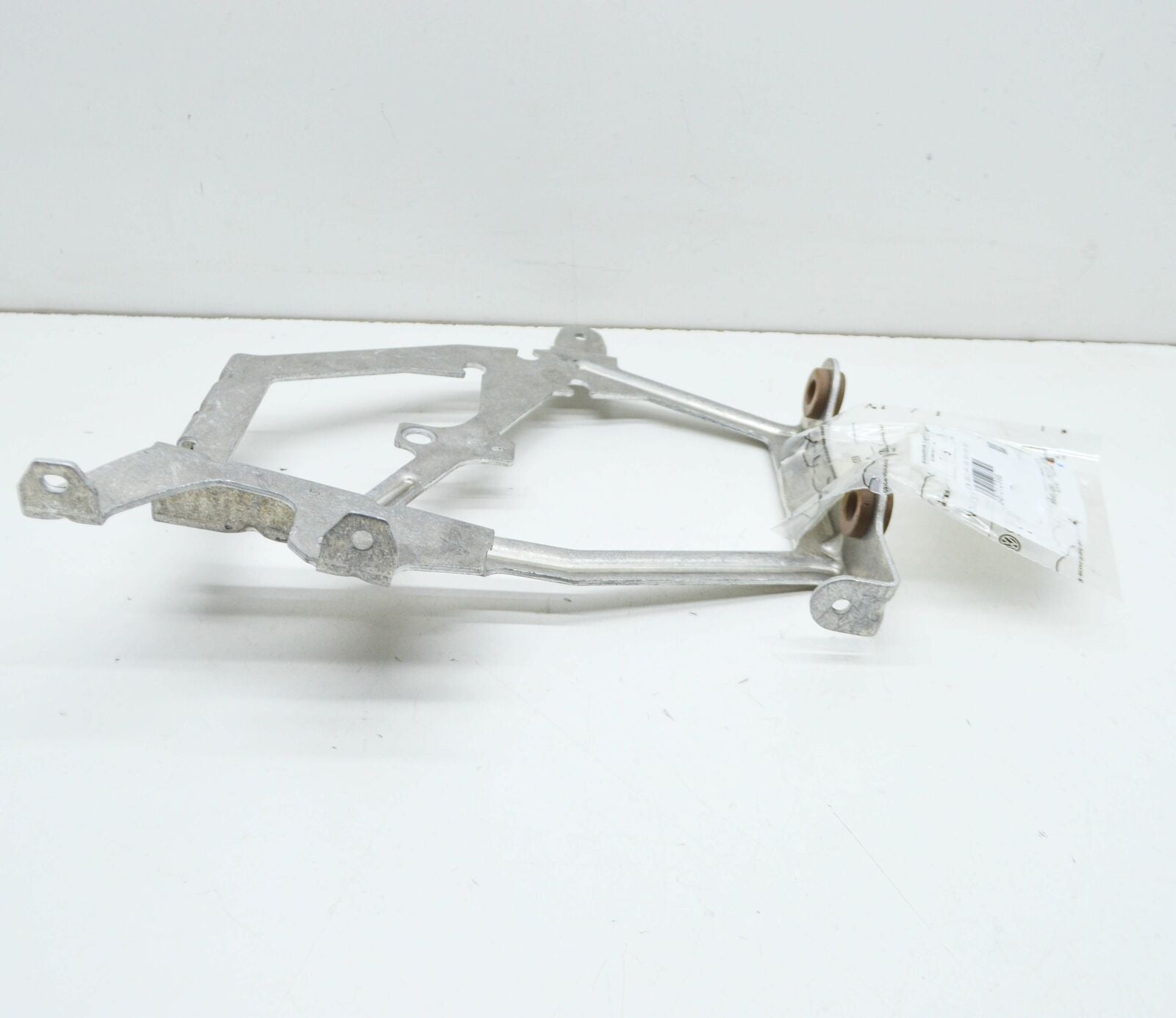 NEW AUDI A8 4H LEFT AUXILIARY RADIATOR HOLDER BRACKET 4H0121239B ORIGINAL