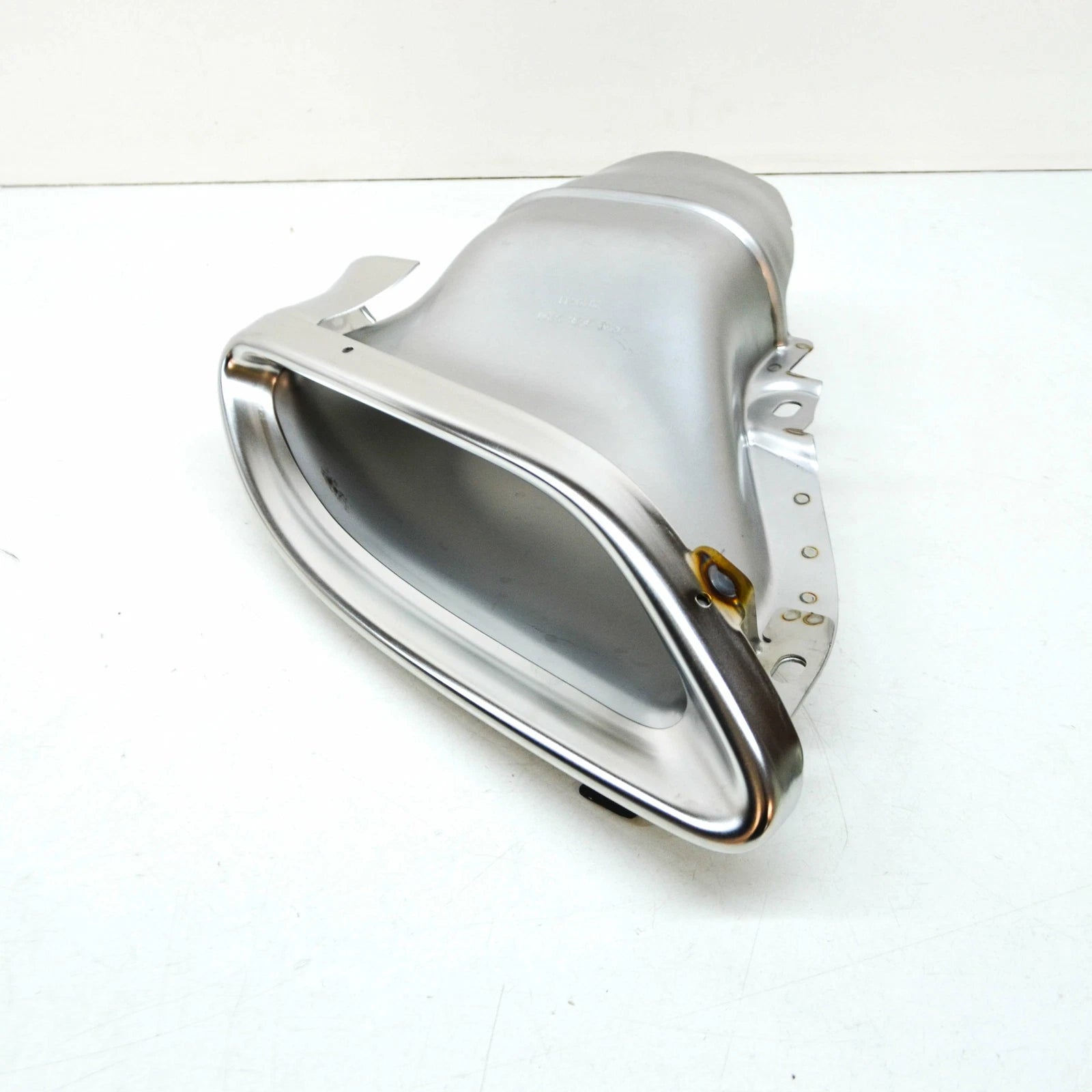 NEW MERCEDES-BENZ E-CLASS S212 RIGHT EXHAUST TIP COVER A2124902827