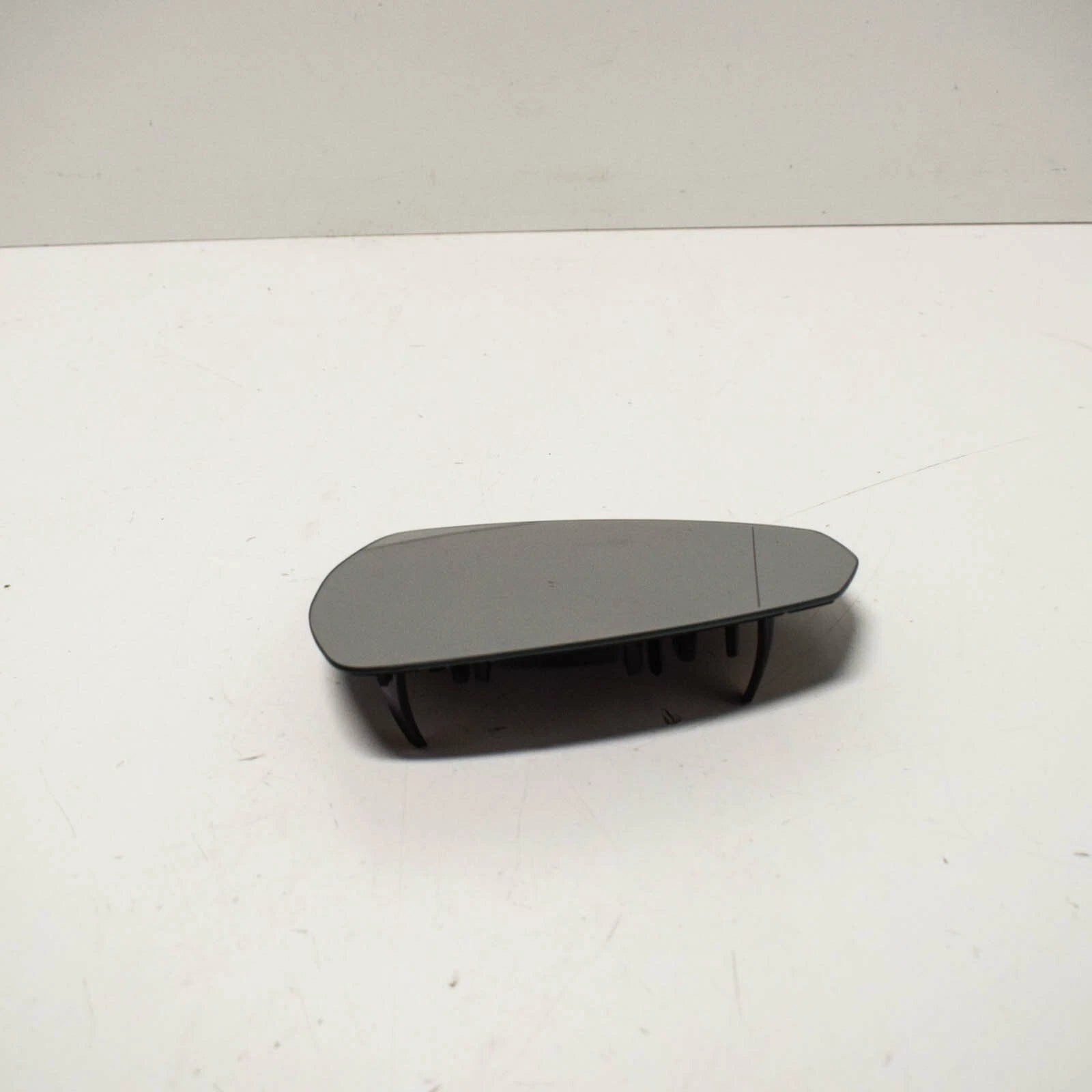 NEW AUDI A3 8V LEFT DOOR WING MIRROR GLASS 8V0857535E OEM