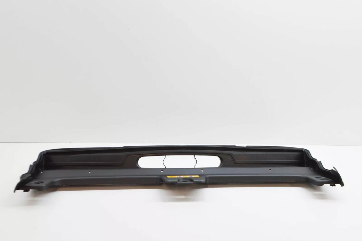 NEW MERCEDES-BENZ C W206 SLAM PANEL FRAME PLASTIC TRIM A2065000400 2021 26592348