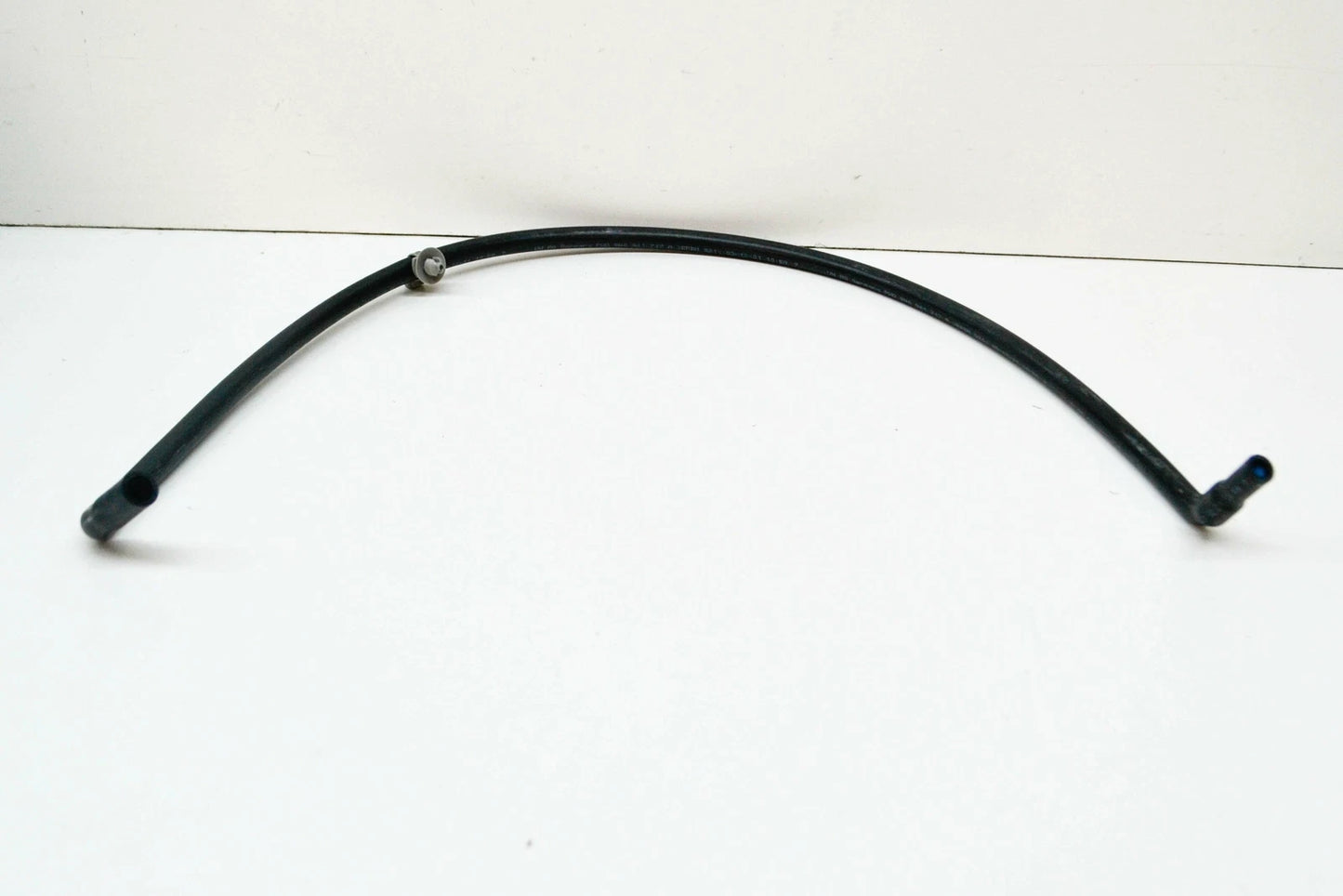 NEW AUDI A4 B9 FRONT LED HEADLIGHT DRAIN VENT HOSE 8W0941717A ORIGINAL