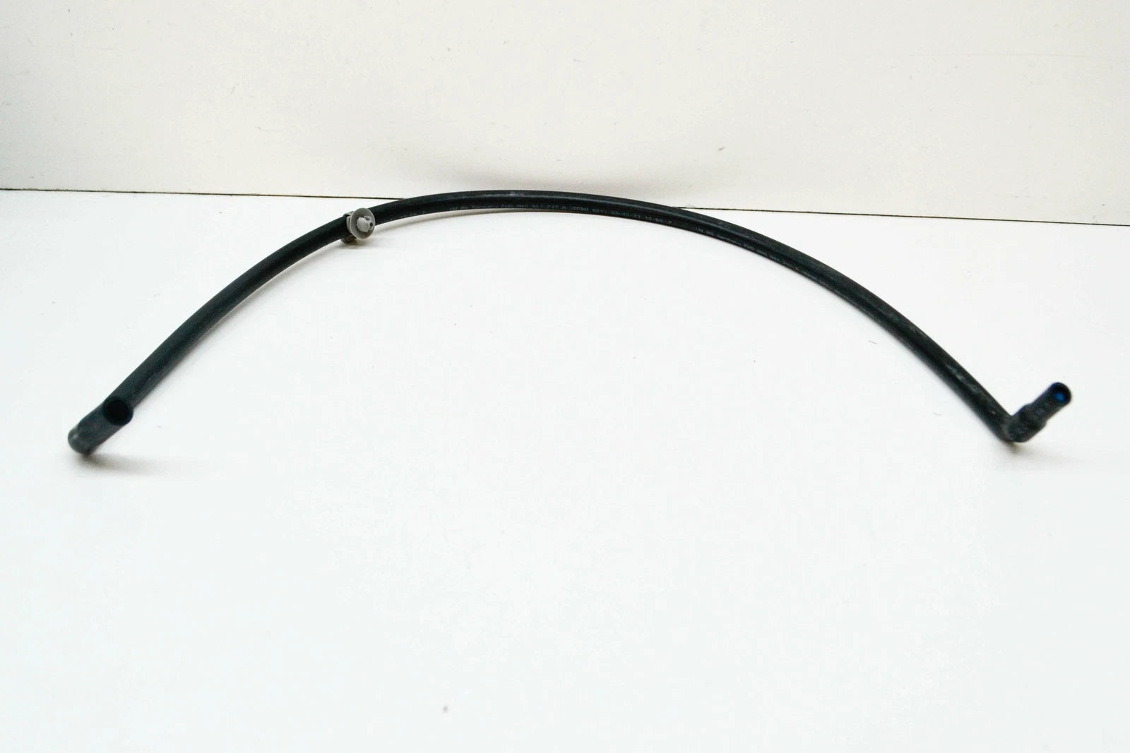 NEW AUDI A4 B9 FRONT LED HEADLIGHT DRAIN VENT HOSE 8W0941717A ORIGINAL