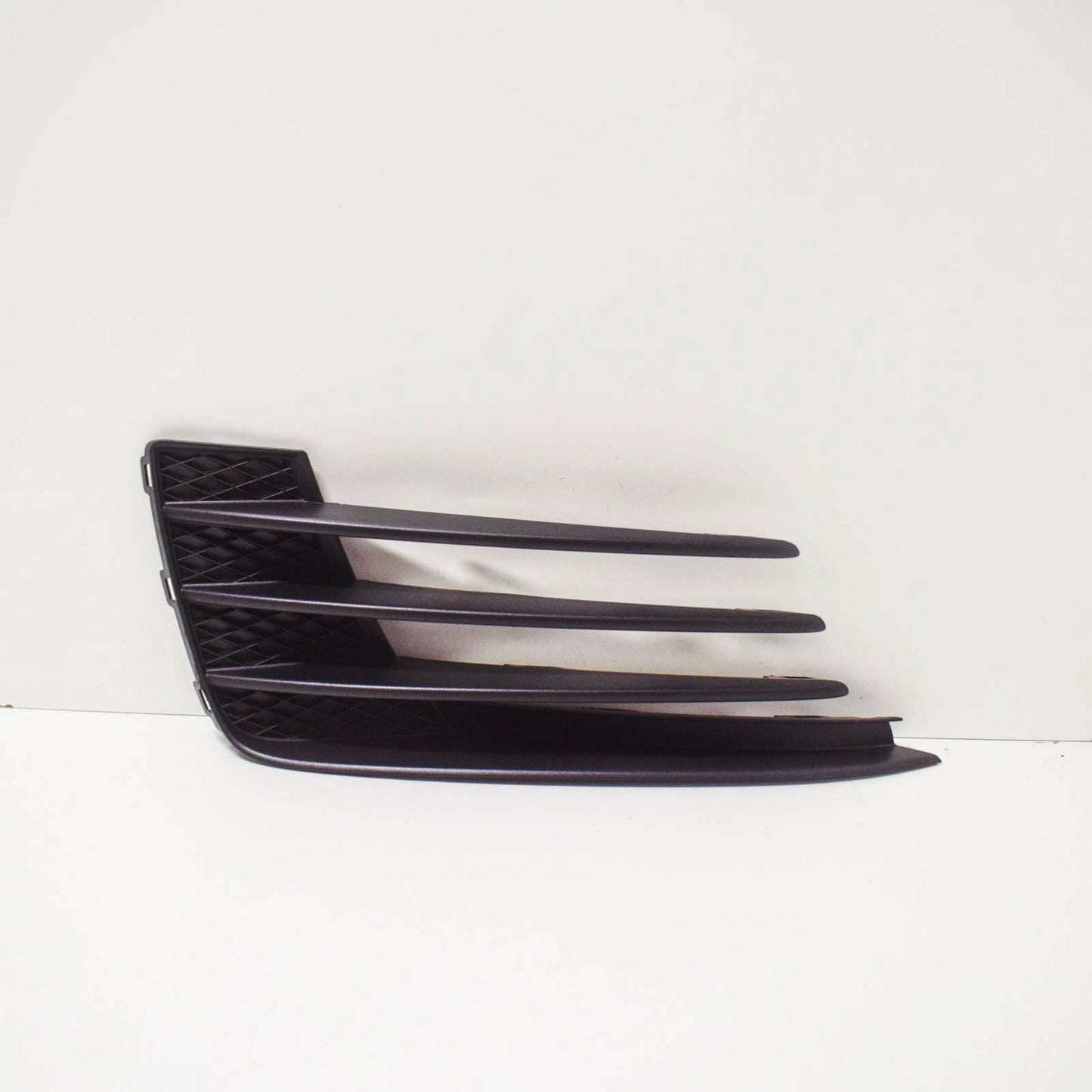 NEW VW GOLF MK7 FRONT BUMPER RIGHT SIDE GRILLE 5G0853666F9B9 ORIGINAL