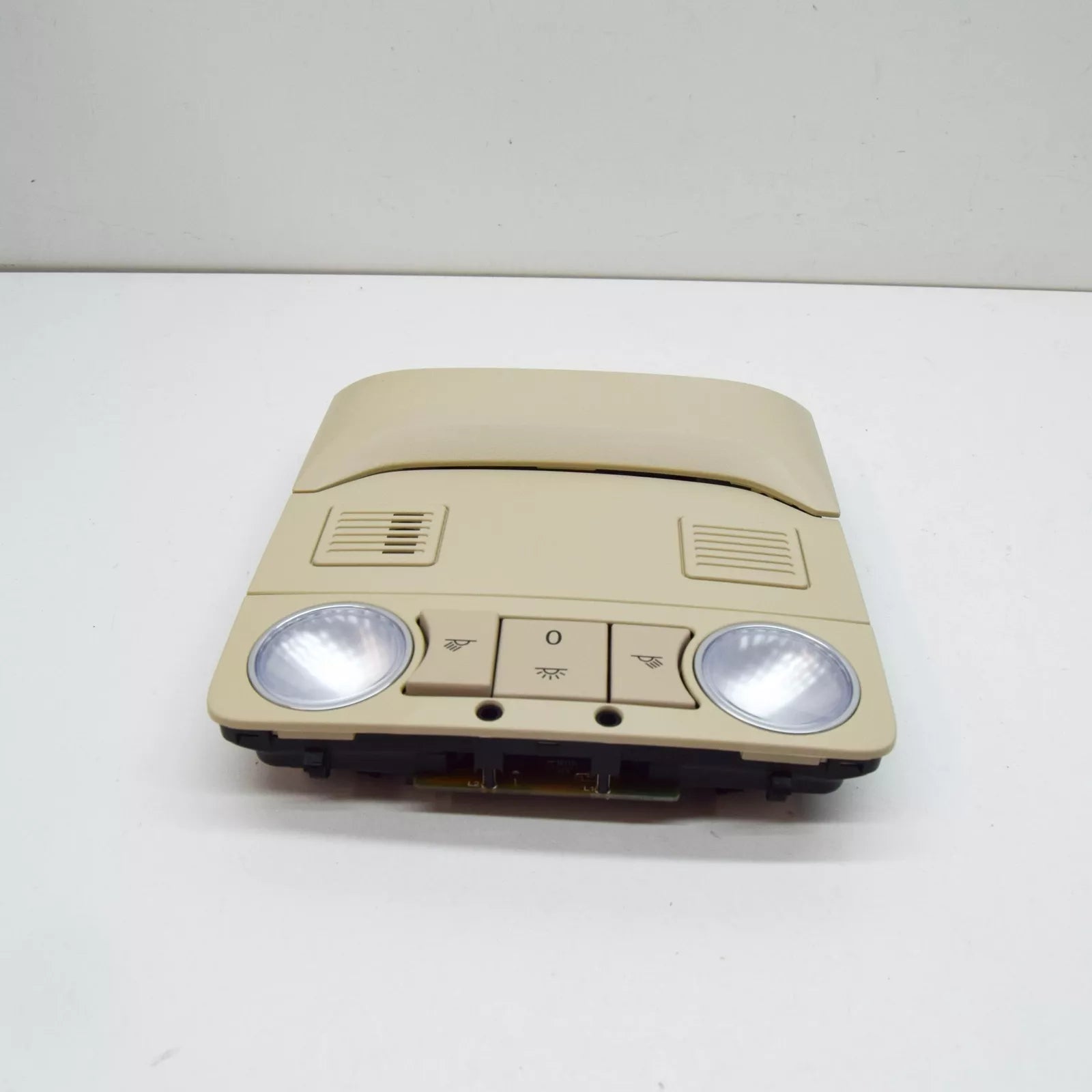 NEW VW GOLF VI 5K MK6 FRONT INTERIOR LIGHT 1K8947106CYAH 1K8947106C YAH ORIGINAL