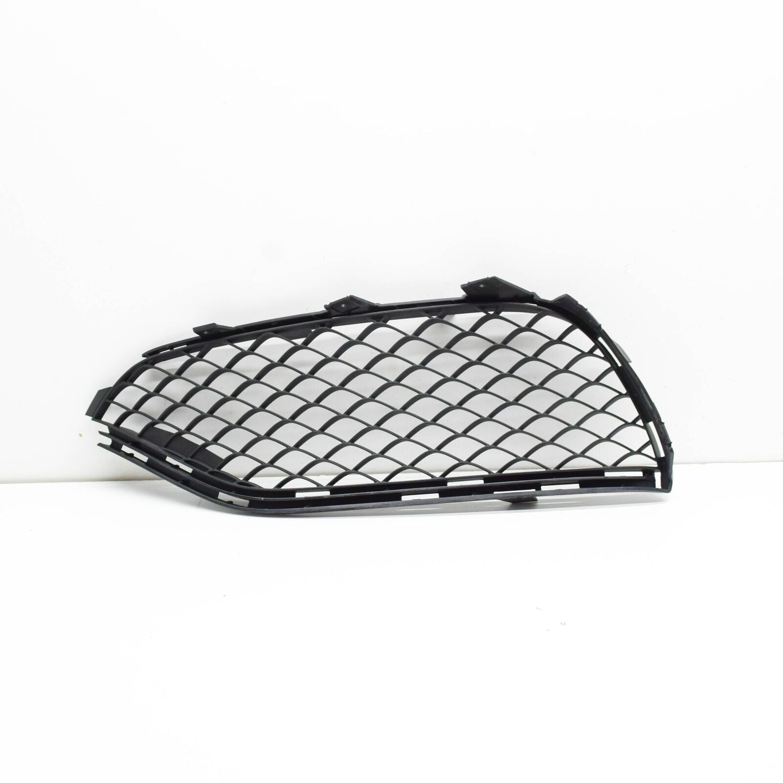 NEW MB CLS C218 FRONT AMG BUMPER LEFT LOWER GRILLE A2188852522 2015 ORIGINAL