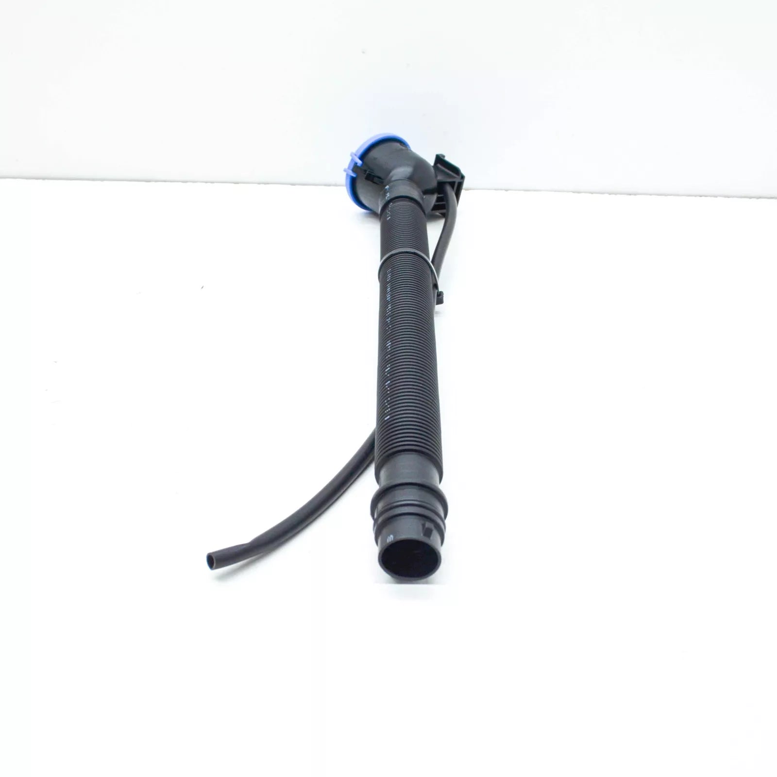 NEW BMW 1 F40 WASHER RESERVOIR TANK PIPE NECK 7453969 61667453969 ORIGINAL