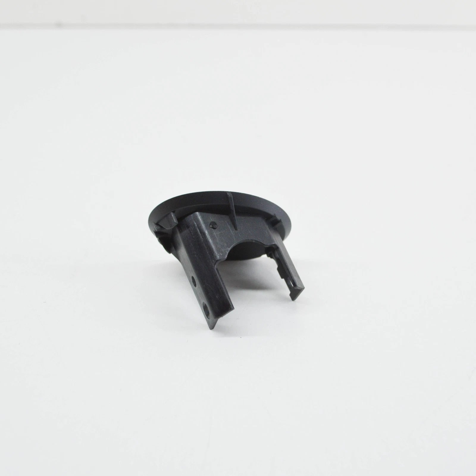 NEW AUDI R8 42 FRONT BUMPER RIGHT COVER 42080775201C