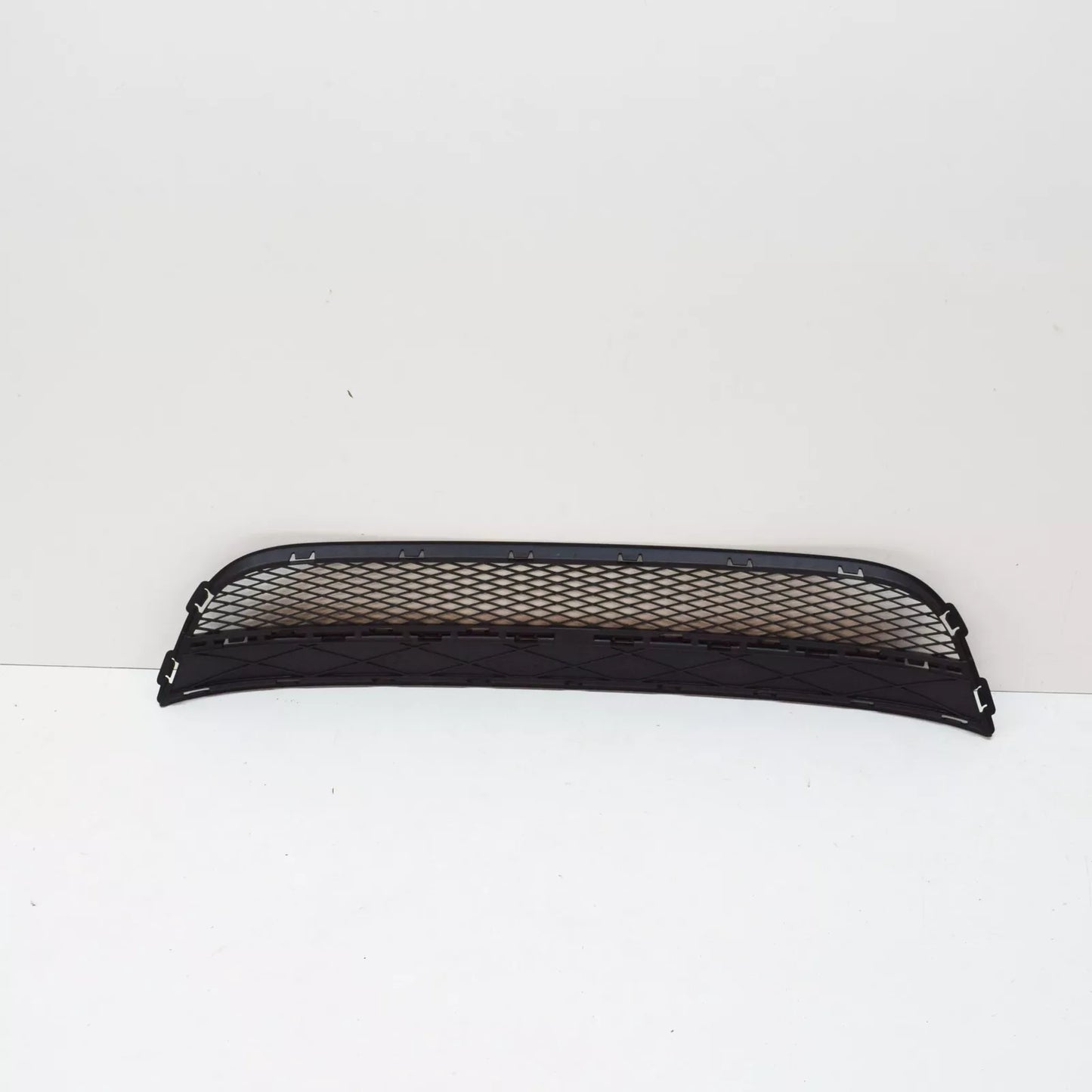 NEW VOLKSWAGEN TIGUAN FRONT LOWER GRILL 5N08536779B9 2010