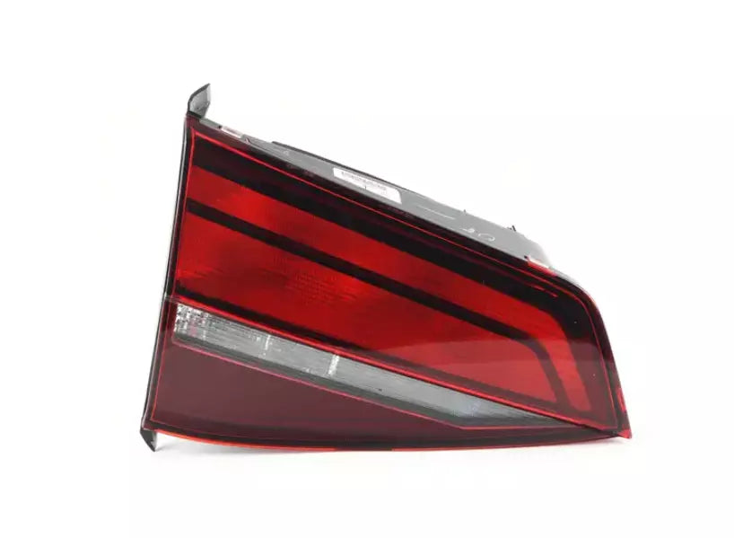 NEW VOLKSWAGEN JETTA A6 MK6 REAR LEFT SIDE LID TAILLIGHT 5C6945093K ORIGINAL