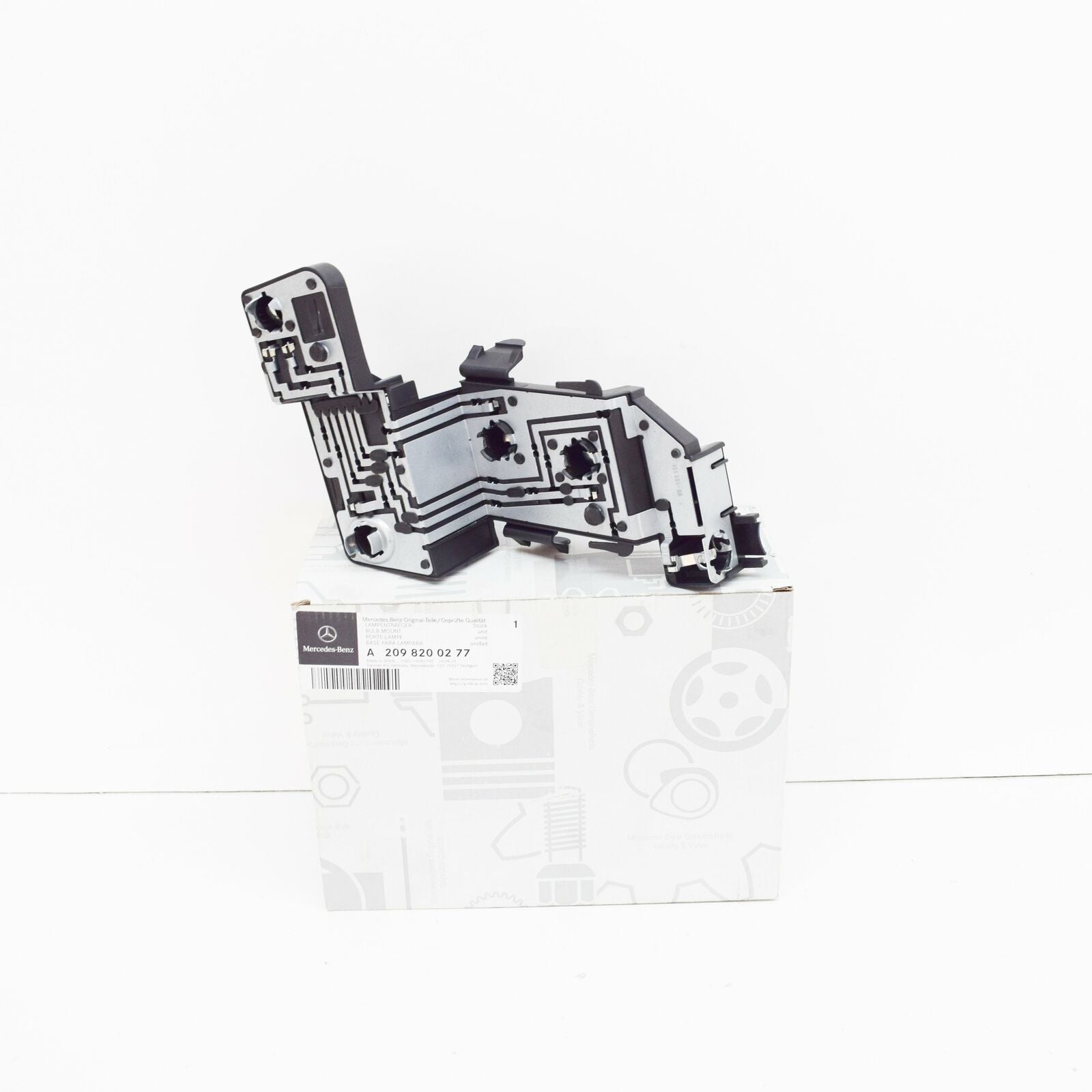 NEW MERCEDES-BENZ CLK C209 REAR RIGHT TAIL LAMP CARRIER A2098200277 ORIGINAL