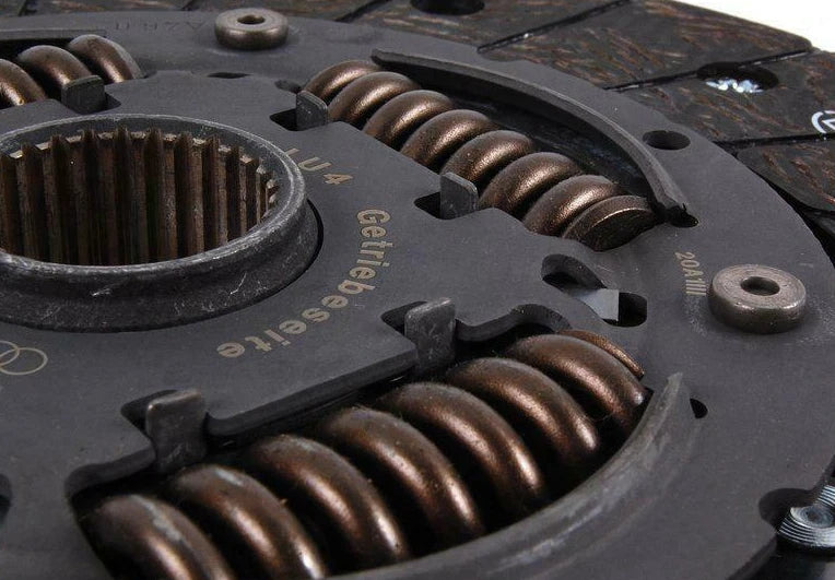 NEW AUDI A4 B8 CLUTCH PLATE 0B1141031L