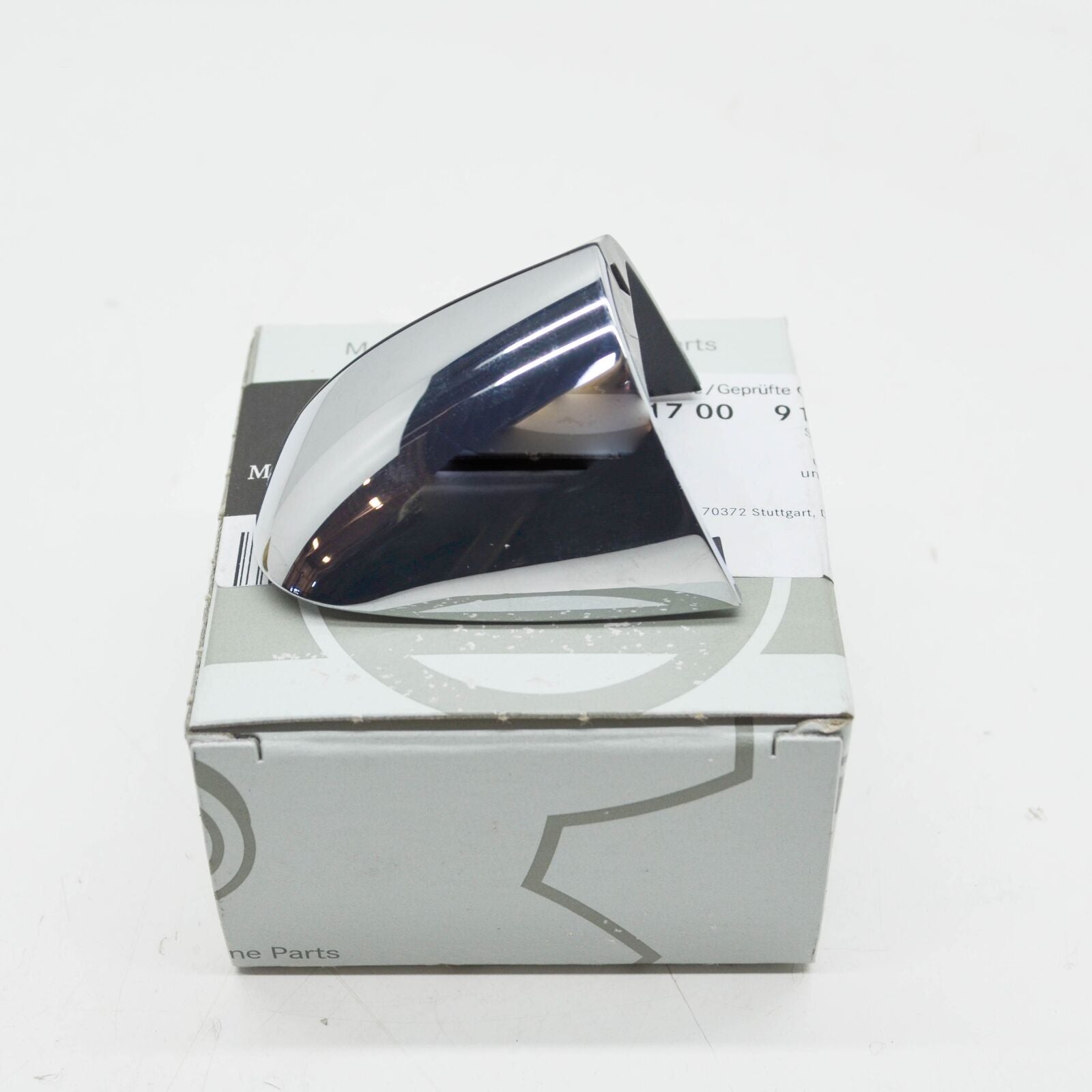 NEW MERCEDES BENZ C W205 FRONT LEFT DOOR RING TRIM A09976617009197 ORIGINAL