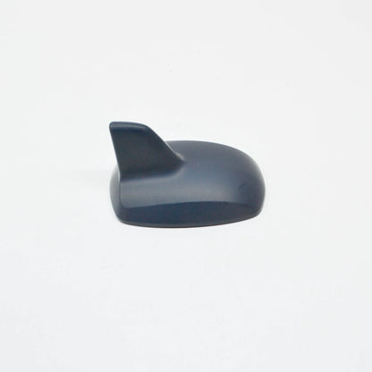 NEW MERCEDES-BENZ E W212 REAR CENTER ROOF ANTENNA COVER A21282703289999 ORIGINAL