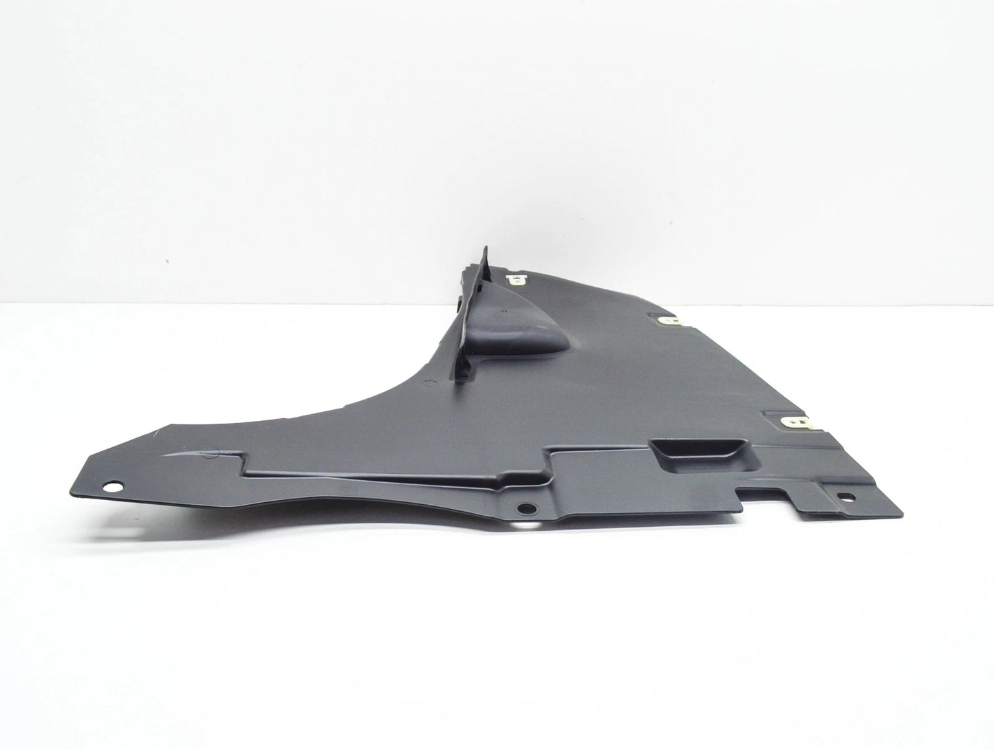 NEW BMW 1 F40 FRONT RIGHT WHEEL ARCH COVER 51757447034 ORIGINAL