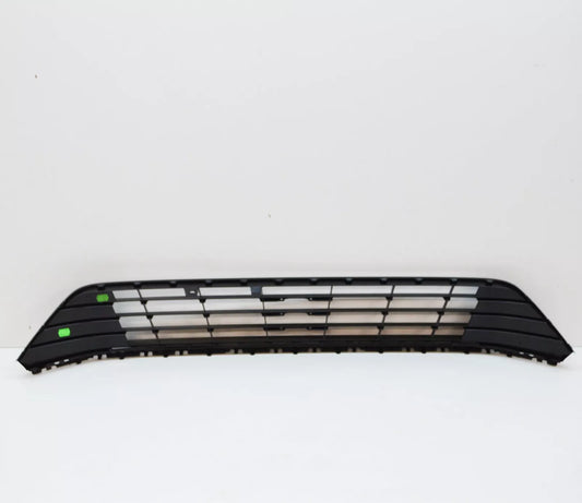 NEW VW PASSAT B8 3G FRONT LOWER VENT GRILLE 3G0853677B 041 3G0853677B041