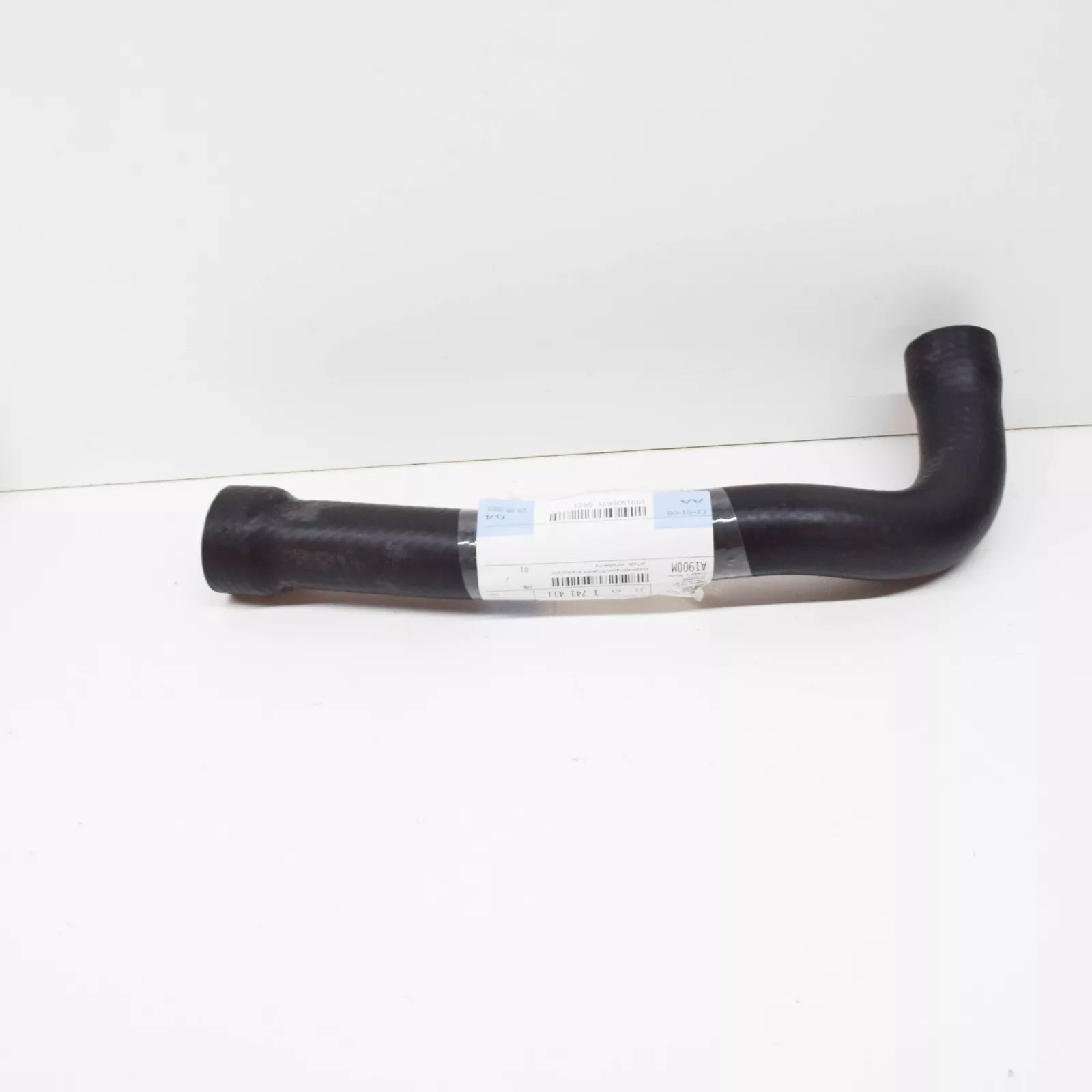 NEW BMW 8 E31 COOLING SYSTEM WATER HOSE 11531741411 1741411 ORIGINAL