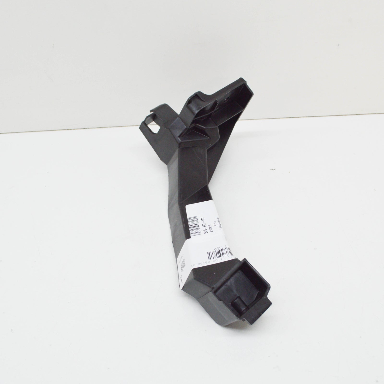 NEW VOLKSWAGEN BEETLE A5 REAR BUMPER BRACKET RIGHT 5C5807132 ORIGINAL