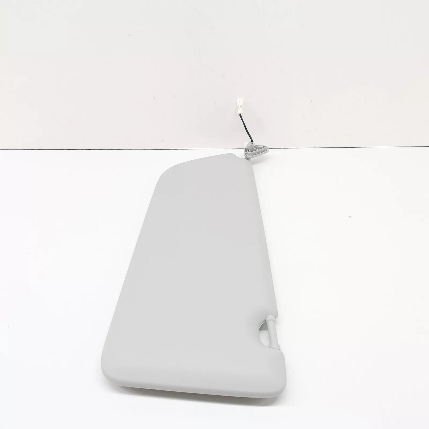 NEW MERCEDES-BENZ VITO W447 RIGHT SIDE SUN VISOR A44781001107M94