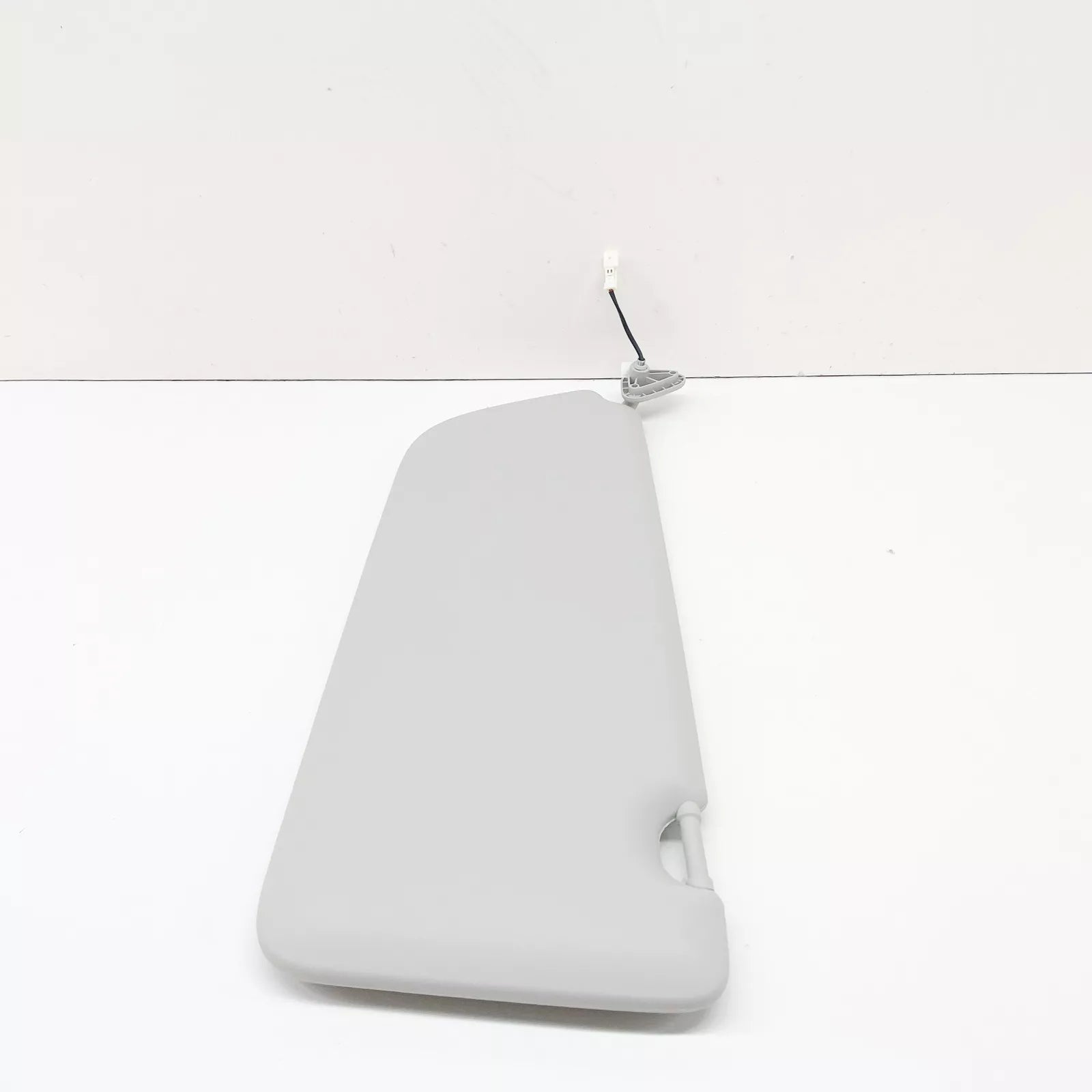 NEW MERCEDES-BENZ VITO W447 RIGHT SIDE SUN VISOR A44781001107M94