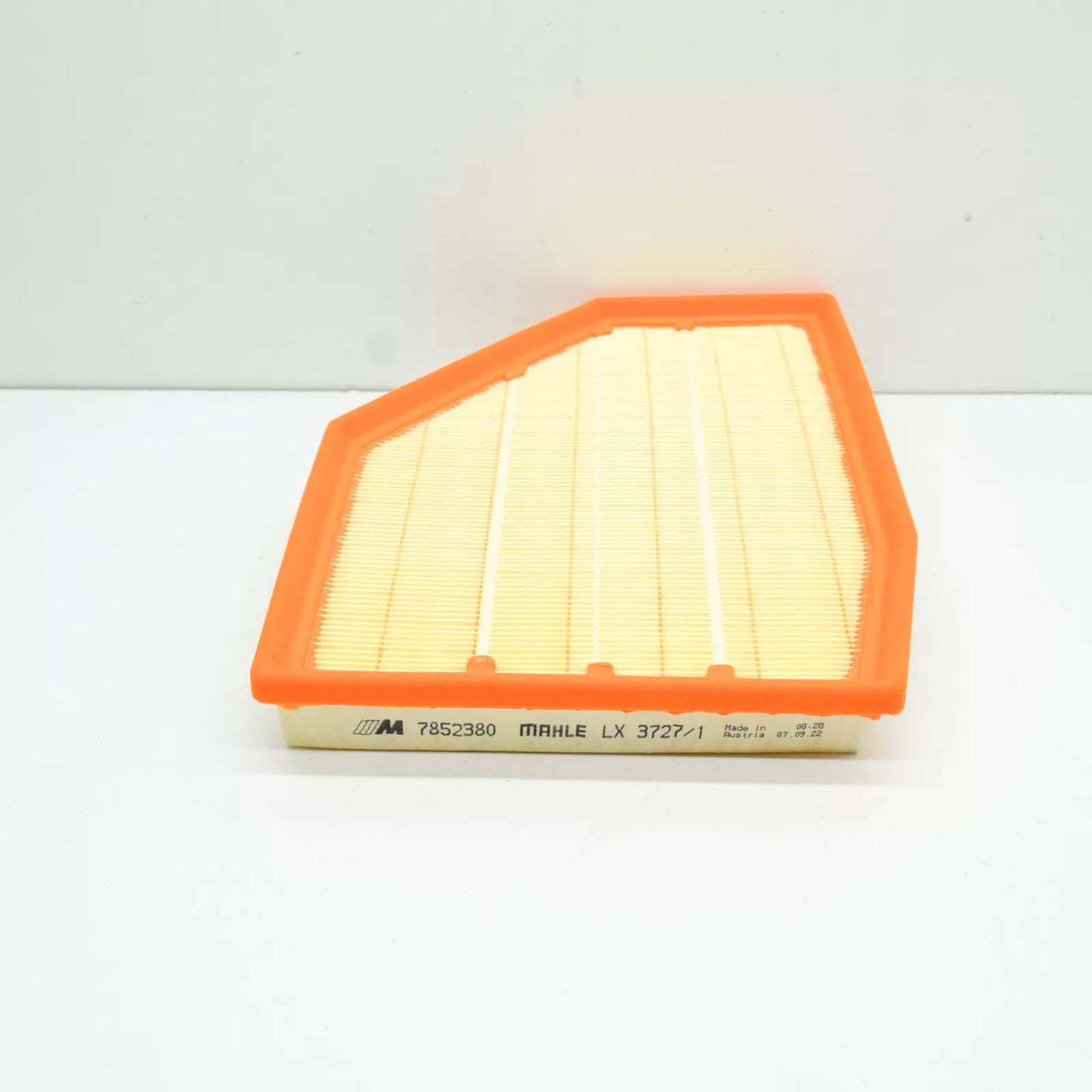 NEW BMW 8 COUPE F92 AIR FILTER 13717852380 7852380 ORIGINAL