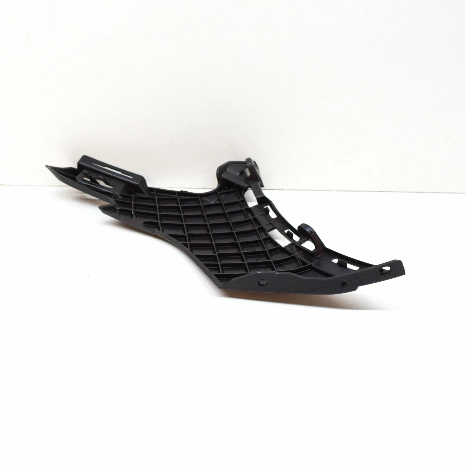 NEW MB GLC C253 FRONT LEFT UPPER BUMPER COVER SUPPORT RAIL A2538858903