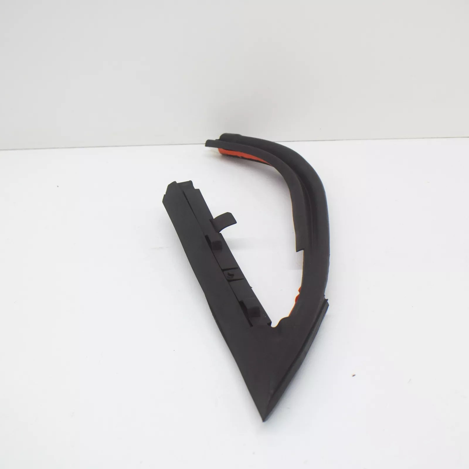 NEW MERCEDES-BENZ CL C215 FRONT RIGHT MIRROR TRIANGLE SEAL A2157270630 ORIGINAL