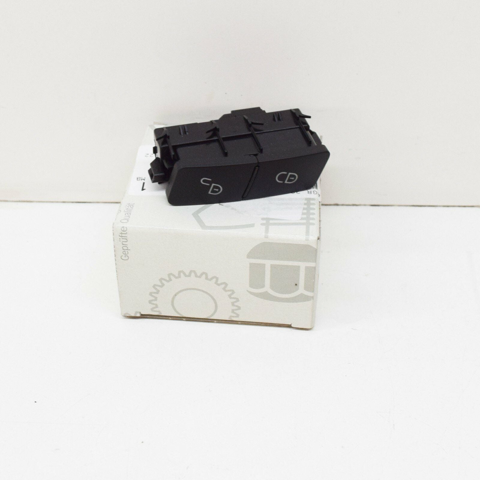 NEW MERCEDES-BENZ CLS C257 CENTRAL LOCKING SWITCH A20487063109051 2019 ORIGINAL