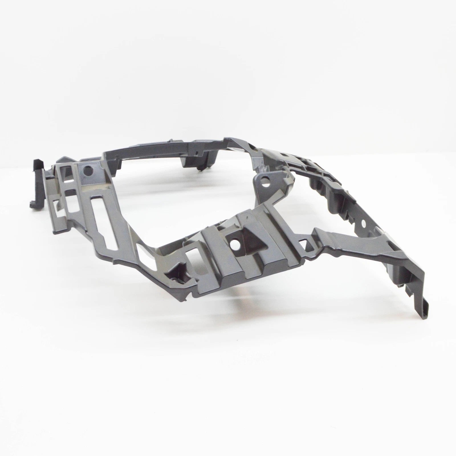 NEW VOLKSWAGEN GOLF MK7 FRONT RIGHT BUMPER BRACKET 5G0807724R 2018 ORIGINAL