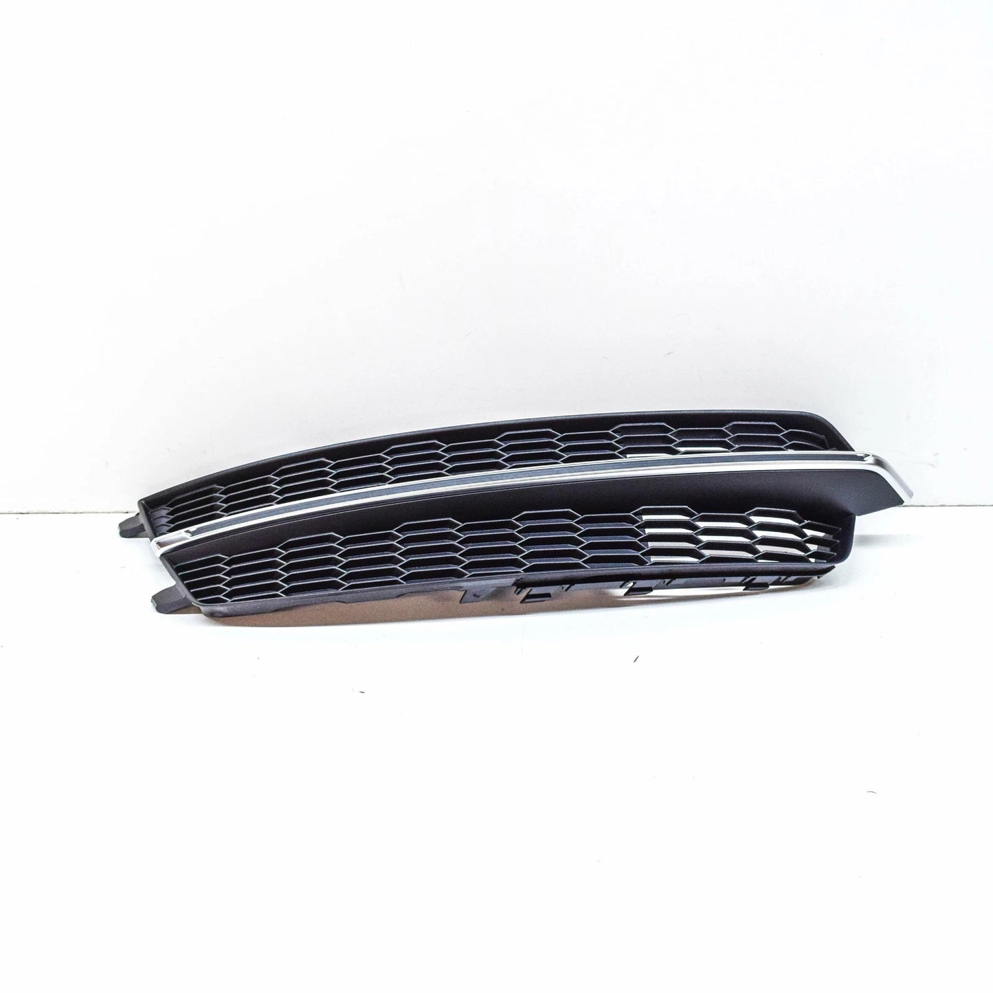 NEW AUDI A6 C7 FRONT LEFT AIR GUIDE GRILLE 4G0807647D9B9