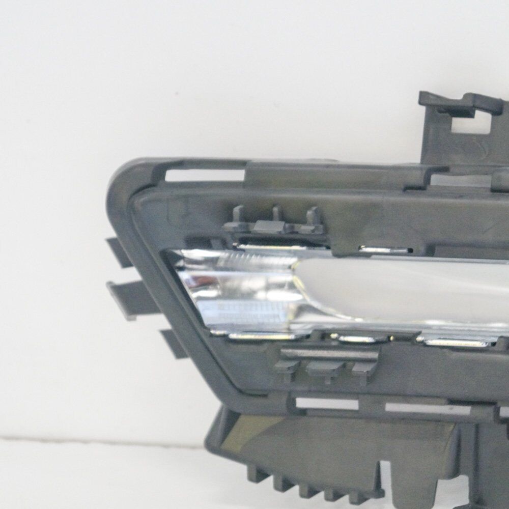 NEW MERCEDES BENZ E CLASS A207 FRONT RIGHT DAYLIGHT A2078801224 ORIGINAL