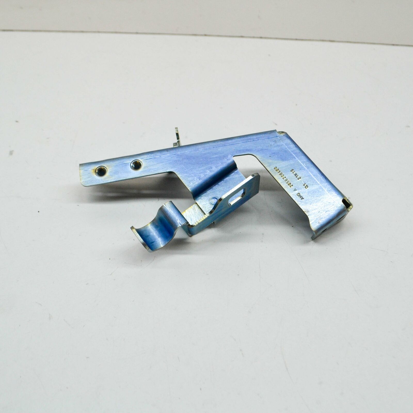 NEW MB C W205 FRONT RIGHT ACCELERATION SENSOR BRACKET A2056206400 ORIGINAL