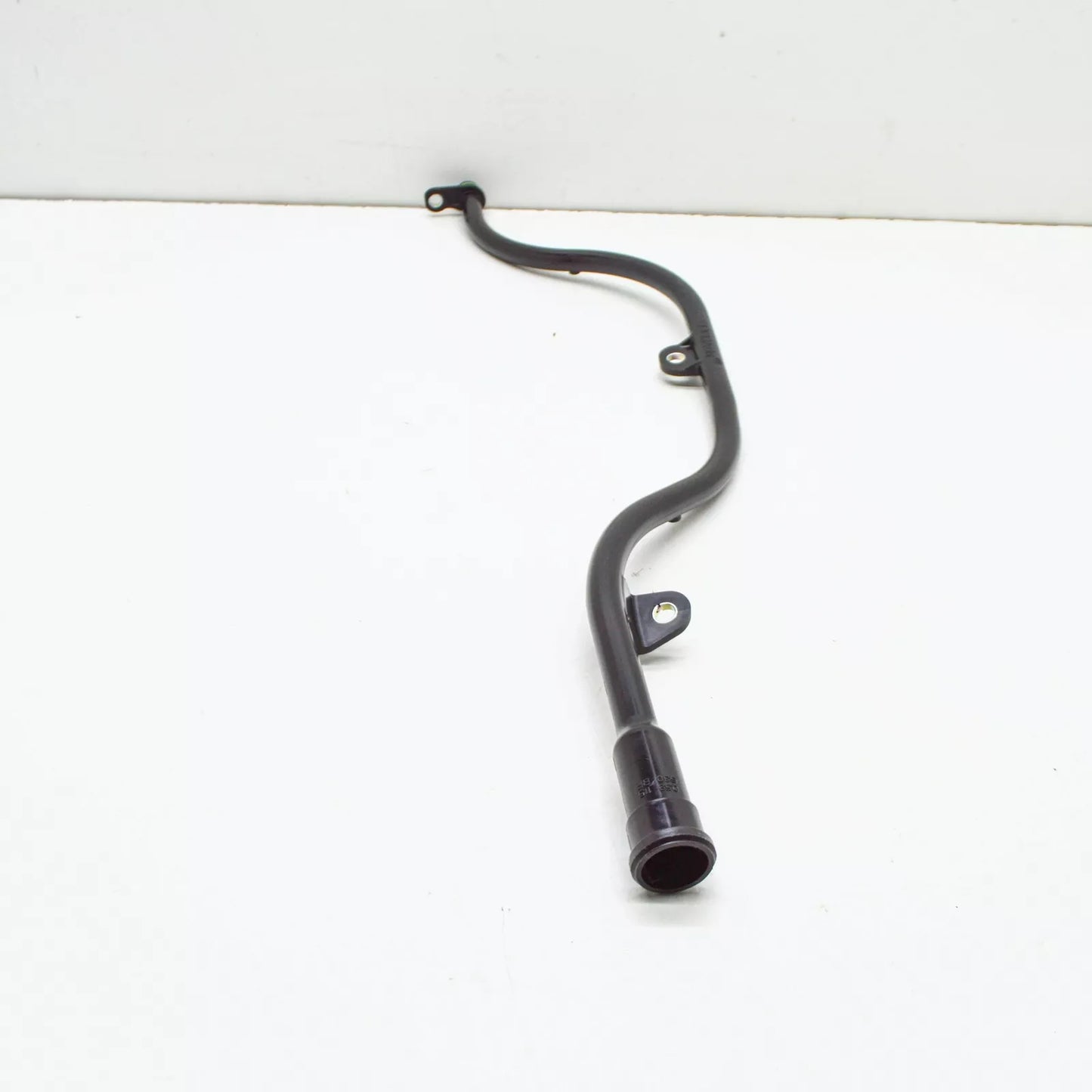 NEW VOLKSWAGEN AMAROK ENGINE OIL DIPSTICK TUBE 059115630BF