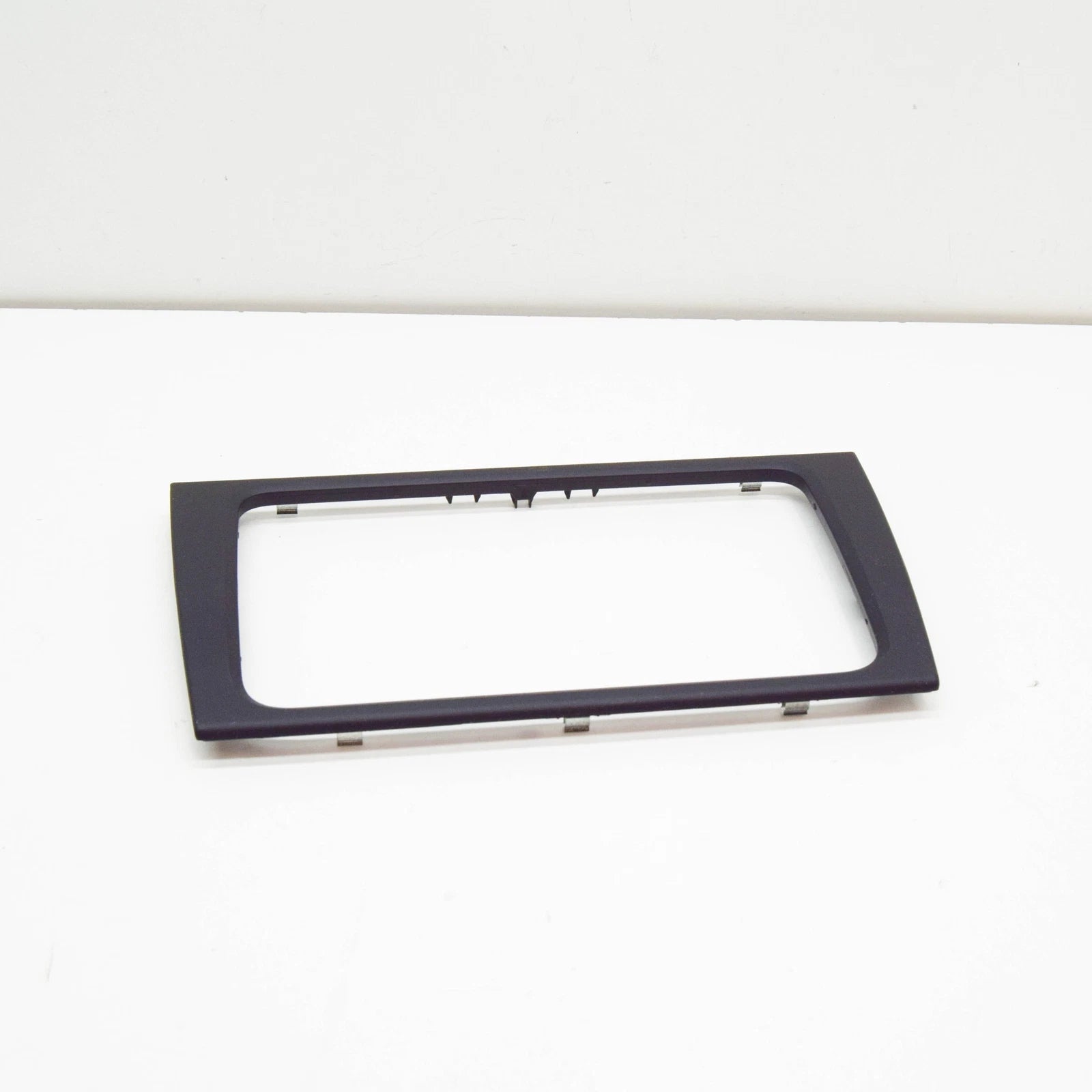 NEW VW GOLF MK6 DASHBOARD CENTER RADIO APERTURE TRIM 5K0858061F1QB ORIGINAL