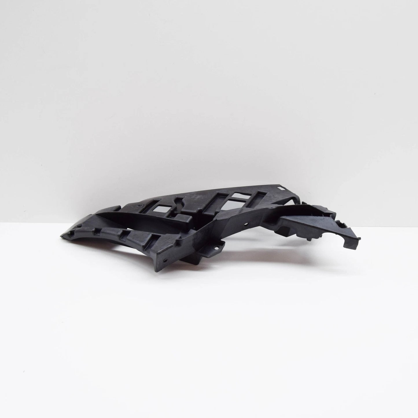 NEW MERCEDES-BENZ GLE W166 FRONT LEFT LAMP FRAME A1666205701 ORIGINAL