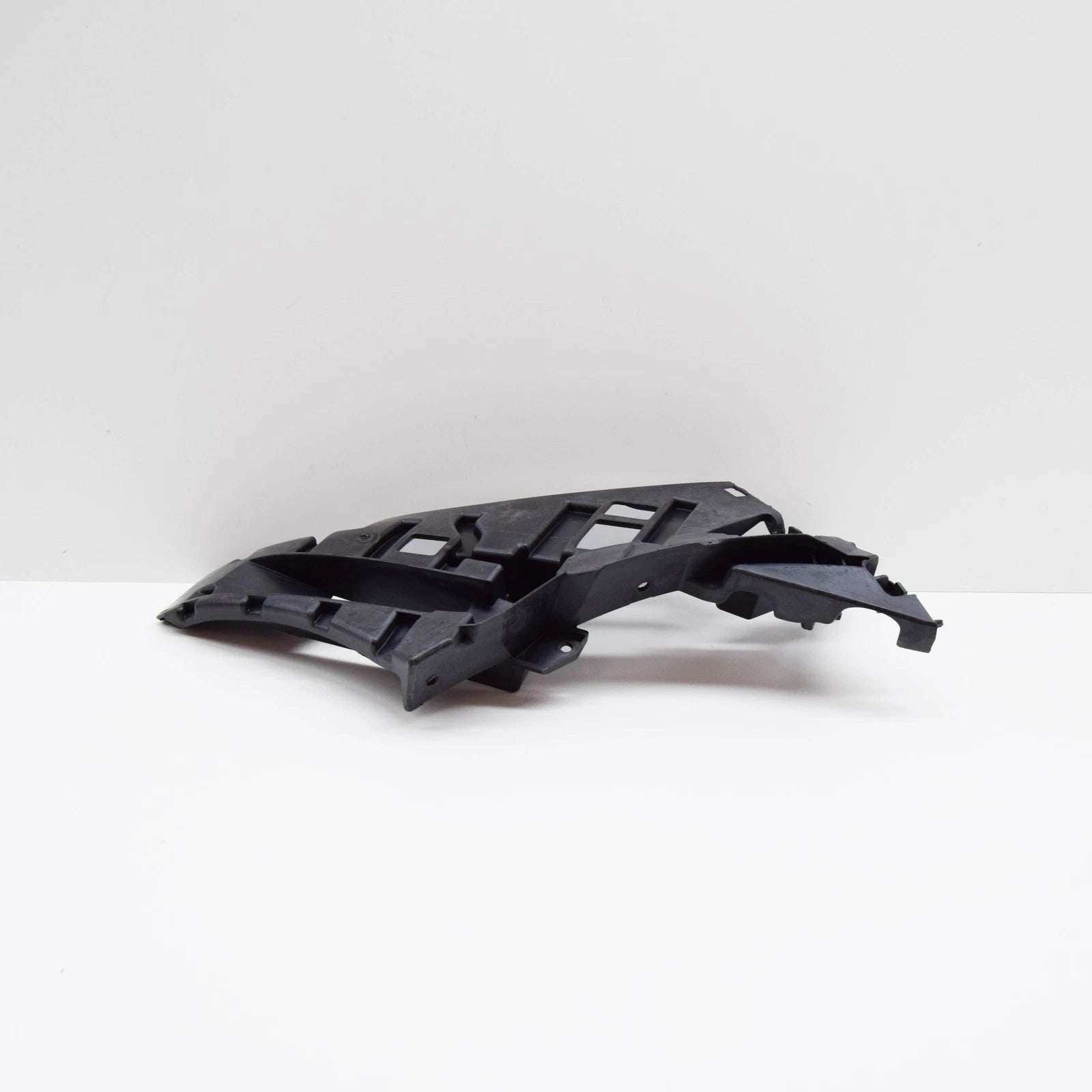 NEW MERCEDES-BENZ GLE W166 FRONT LEFT LAMP FRAME A1666205701 ORIGINAL