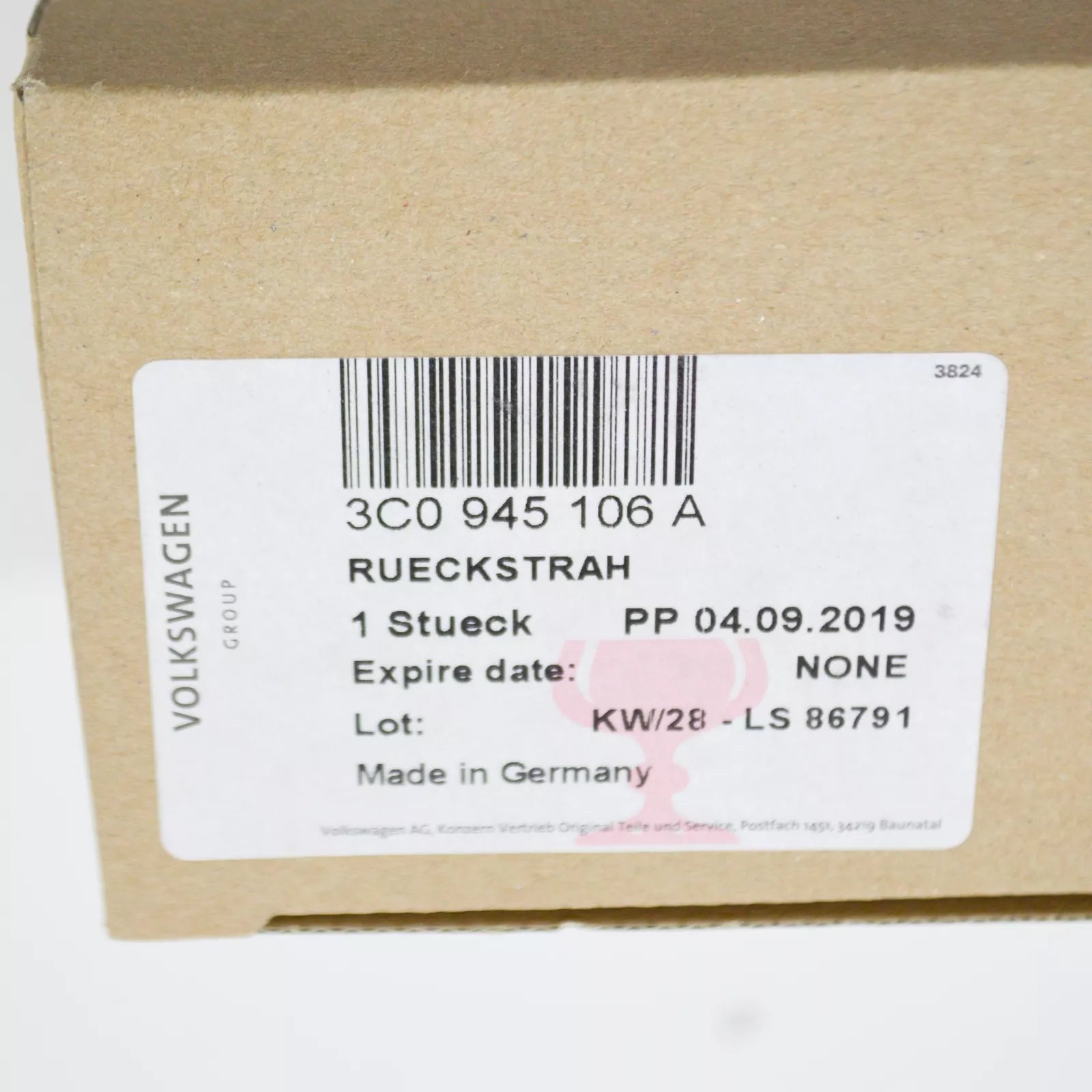 NEW VOLKSWAGEN PASSAT B6 REAR LIGHT REFLECTOR RIGHT 3C0945106A