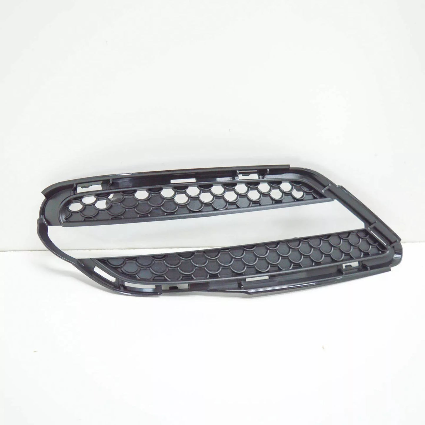 NEW MERCEDES-BENZ S-CLASS W221 FRONT BUMPER LEFT GRILLE A2218851553 2011