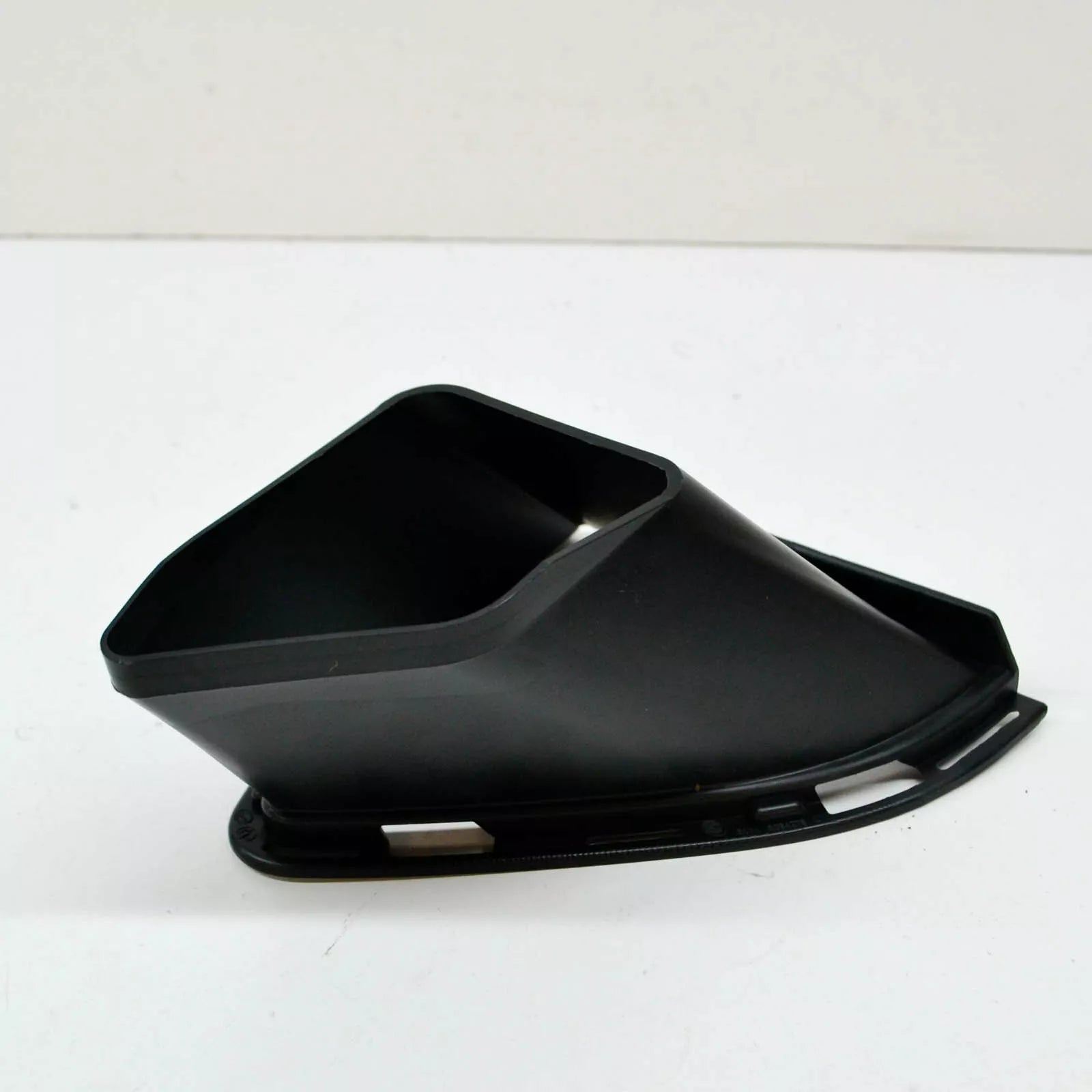 NEW BMW 1 F21 LEFT AIR DUCT SCOOF TRIM M 51118064279 ORIGINAL