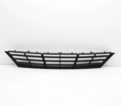 NEW BMW 5 GT F07 FRONT BUMPER LOWER CENTER GRILLE 51117331666 2015 ORIGINAL