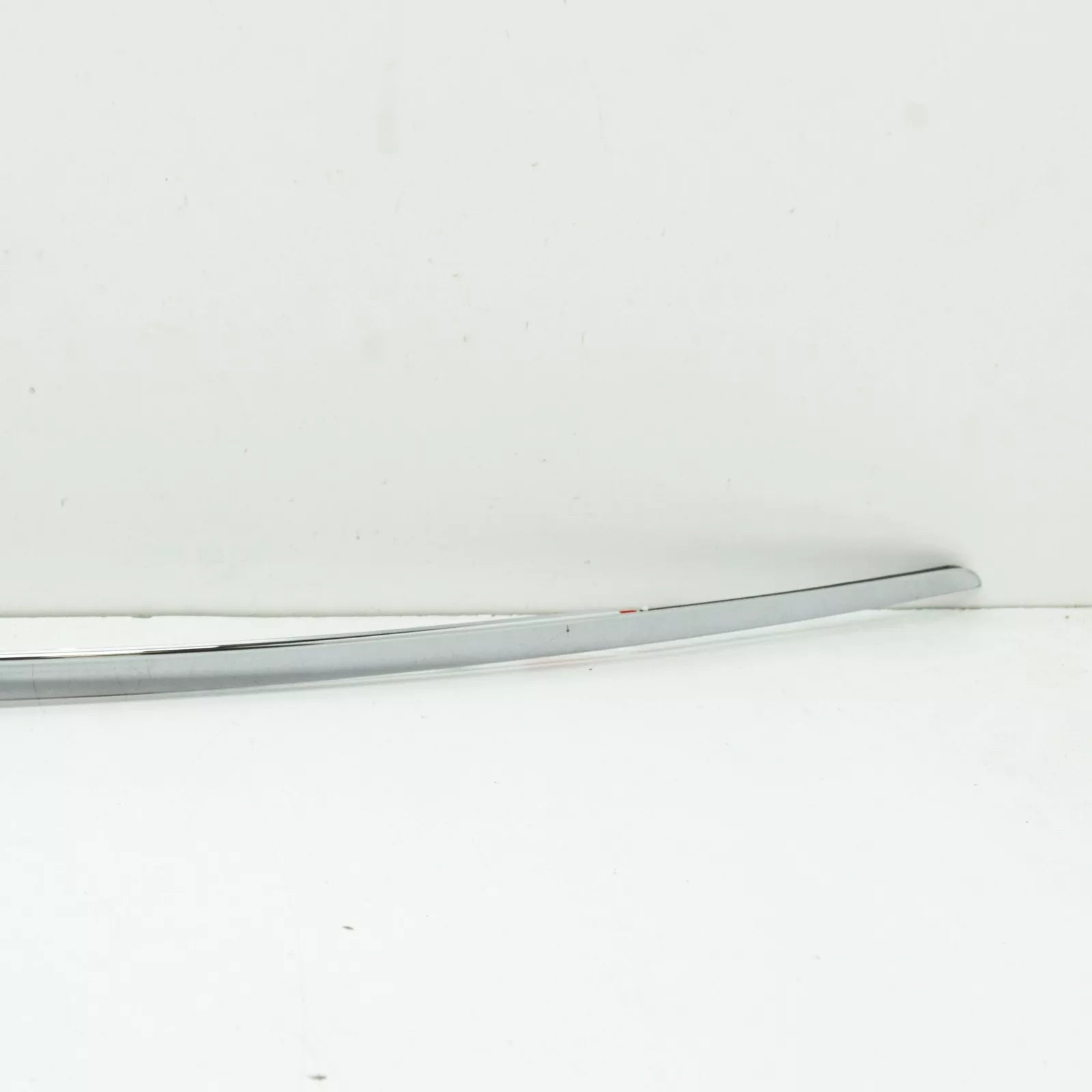 NEW MERCEDES-BENZ S W221 REAR LID MOULDING A2217580181 ORIGINAL