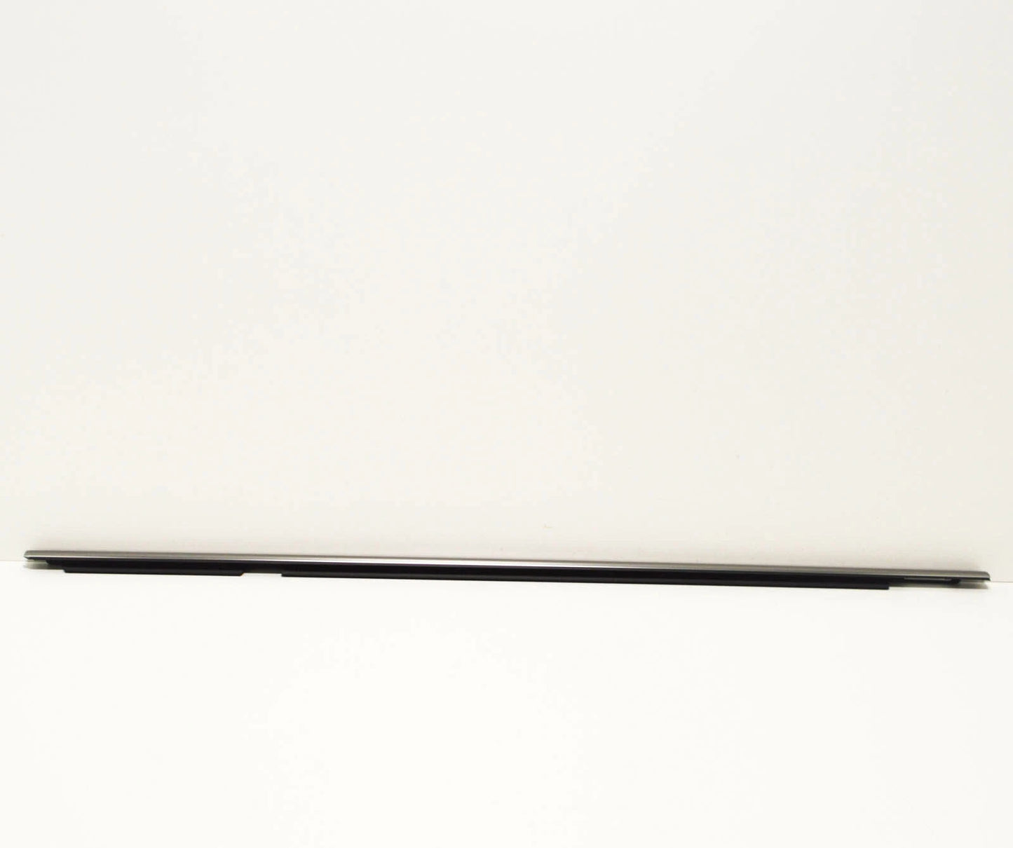 NEW BMW X6 F16 REAR LEFT DOOR EXTERIOR WEATHERSTRIP TRIM 51357377901 ORIGINAL