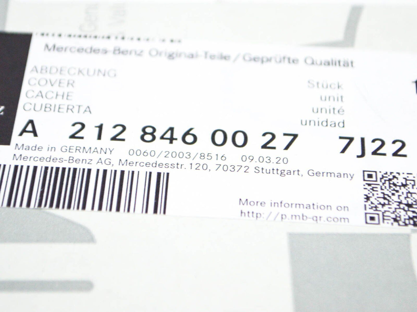 NEW MERCEDES BENZ E W212 REAR OPERATING UNIT TRIM PANEL A21284600277J22 ORIGINAL