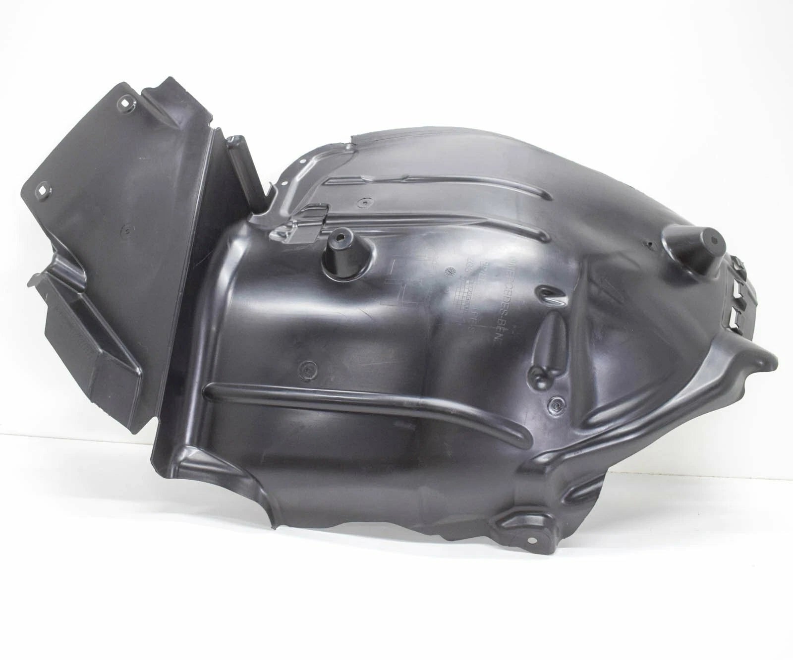 NEW MERCEDES-BENZ C-CLASS W205 FRONT LEFT ARCH LINER REAR PART A2056912900