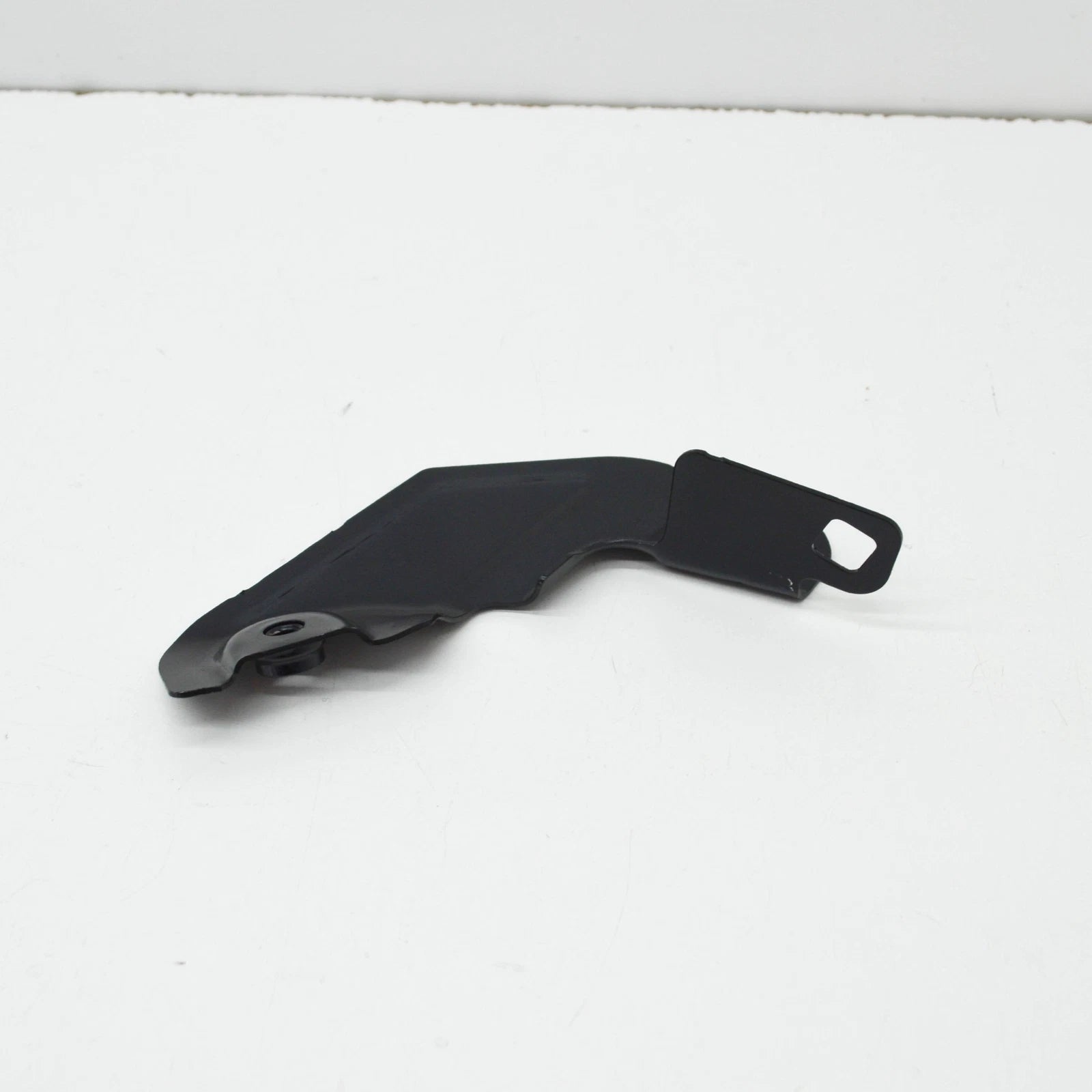 NEW BMW M4 COUPE G82 FRONT RIGHT FENDER SIDE BRACKET 41007488120 ORIGINAL