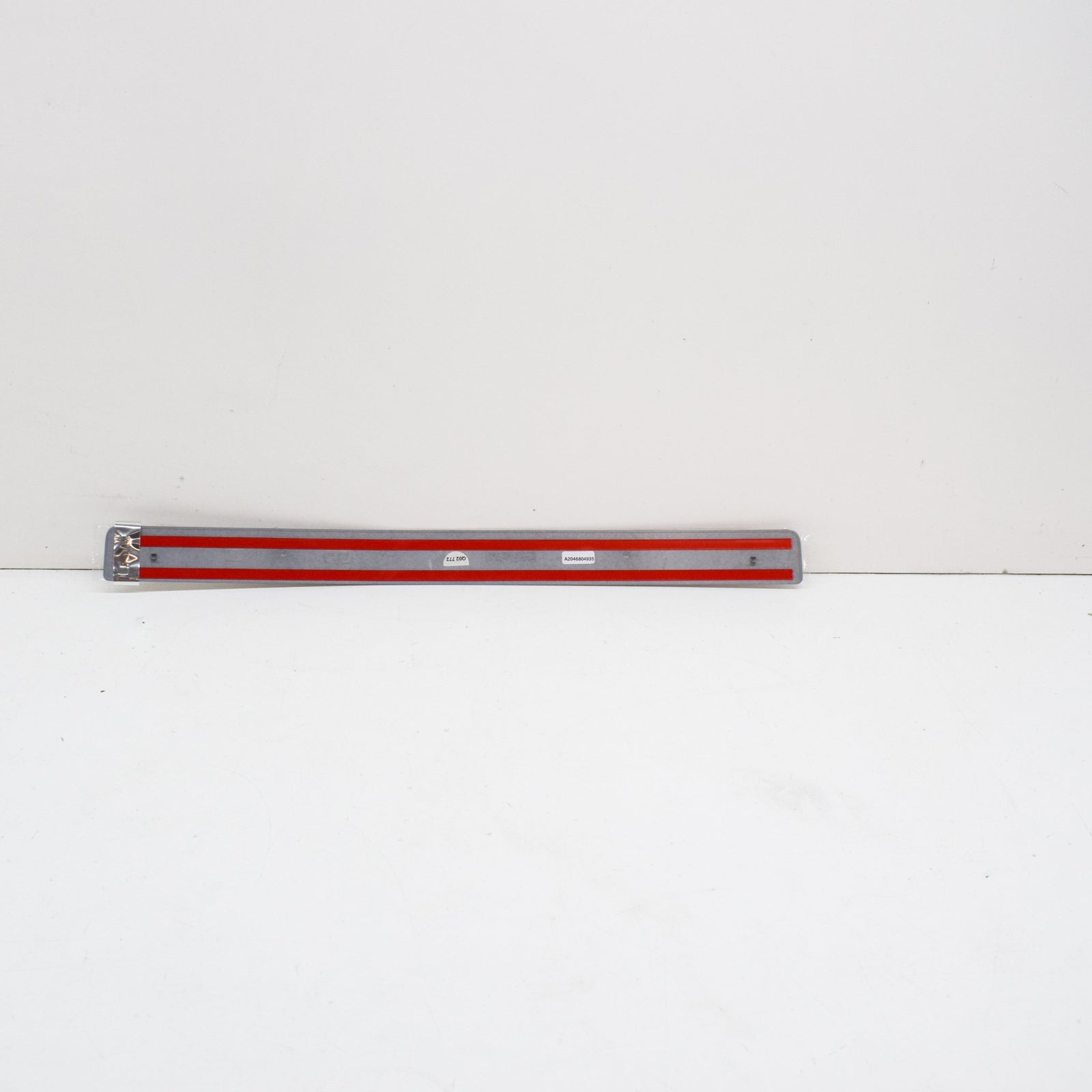 NEW MERCEDES-BENZ C W204 AMG FRONT DOOR SILL PLATE A2046804935 ORIGINAL